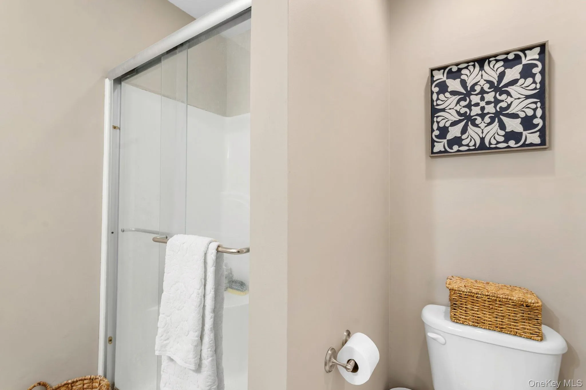 25 Birchwood Drive, Woodbury, NY, 4 Bedrooms Bedrooms, 12 Rooms Rooms,2 BathroomsBathrooms,Residential,For Rent,Birchwood,0,1035503 25 Birchwood Drive, Woodbury, NY, 4 Bedrooms Bedrooms, 12 Rooms Rooms,2 BathroomsBathrooms,Residential,For Rent,Birchwood,0,1035503