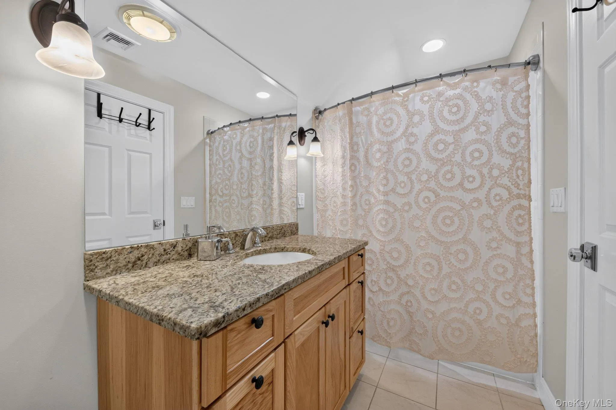 11 Sky View Court, Newburgh (town), NY, 4 Bedrooms Bedrooms, 14 Rooms Rooms,2 BathroomsBathrooms,Residential Lease,For Rent,Sky View,0,1035504 11 Sky View Court, Newburgh (town), NY, 4 Bedrooms Bedrooms, 14 Rooms Rooms,2 BathroomsBathrooms,Residential Lease,For Rent,Sky View,0,1035504
