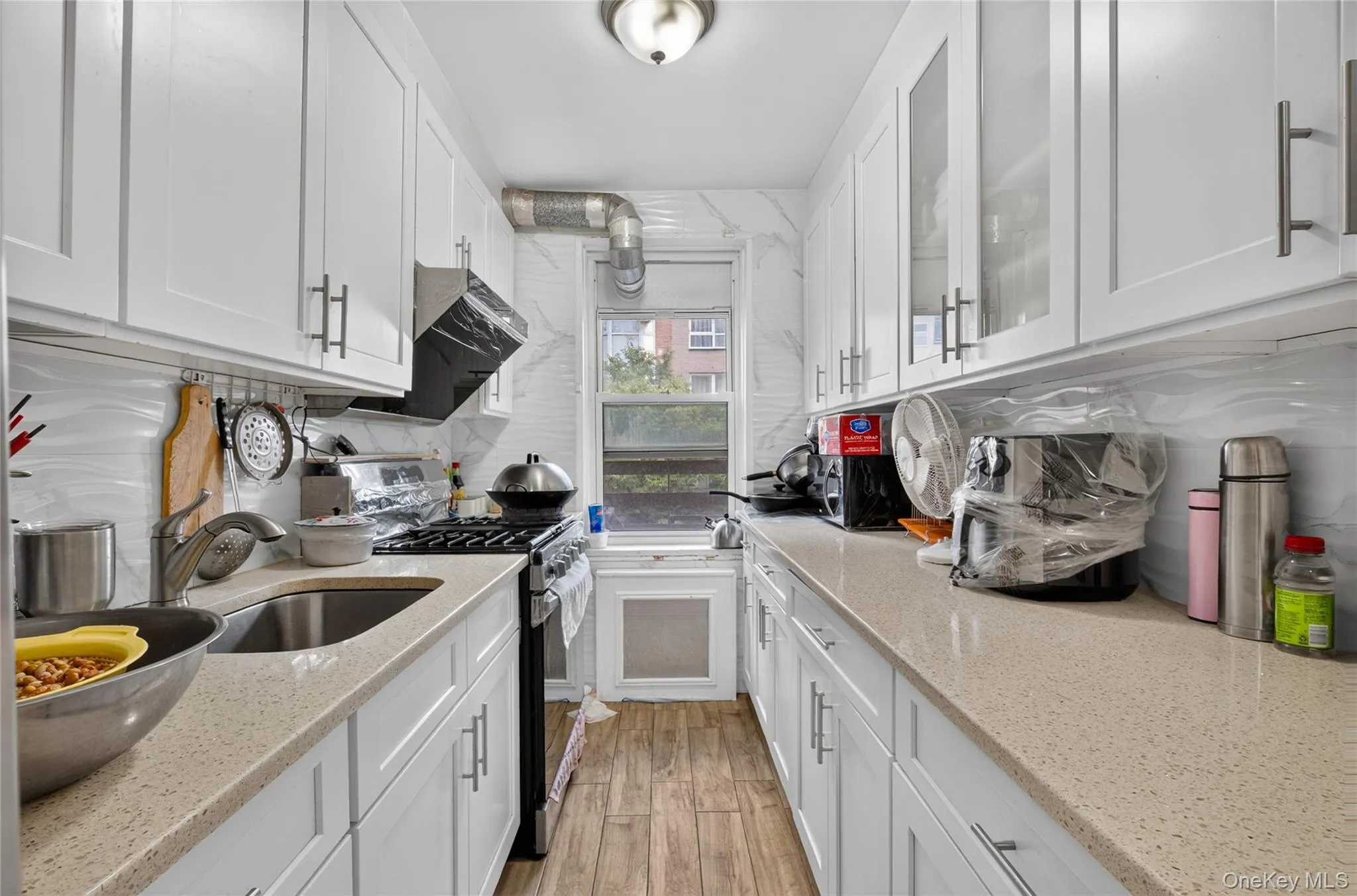 42-40 Bowne Street, New York, NY, 1 Bedroom Bedrooms, 4 Rooms Rooms,1 BathroomBathrooms,Residential,For Rent,Bowne,0,1035505 42-40 Bowne Street, New York, NY, 1 Bedroom Bedrooms, 4 Rooms Rooms,1 BathroomBathrooms,Residential,For Rent,Bowne,0,1035505