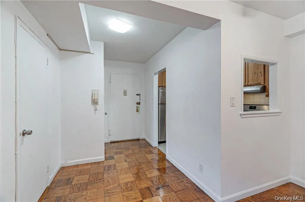 30 Lake Street, White Plains, NY, 1 Bedroom Bedrooms, 4 Rooms Rooms,1 BathroomBathrooms,Residential Lease,For Rent,Lake,0,1035514 30 Lake Street, White Plains, NY, 1 Bedroom Bedrooms, 4 Rooms Rooms,1 BathroomBathrooms,Residential Lease,For Rent,Lake,0,1035514