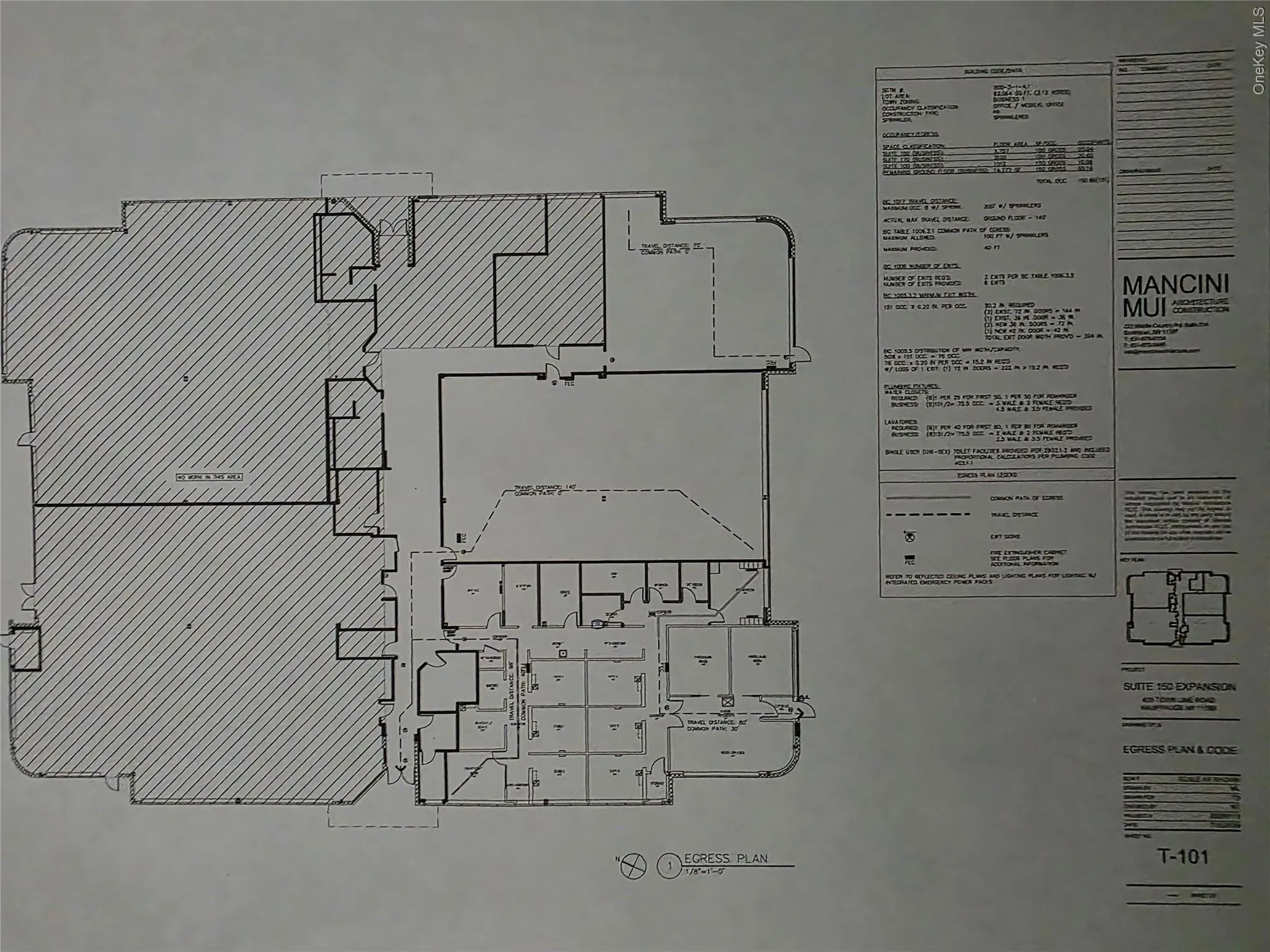 Total 4,500 sf contiguous space Total 4,500 sf contiguous space