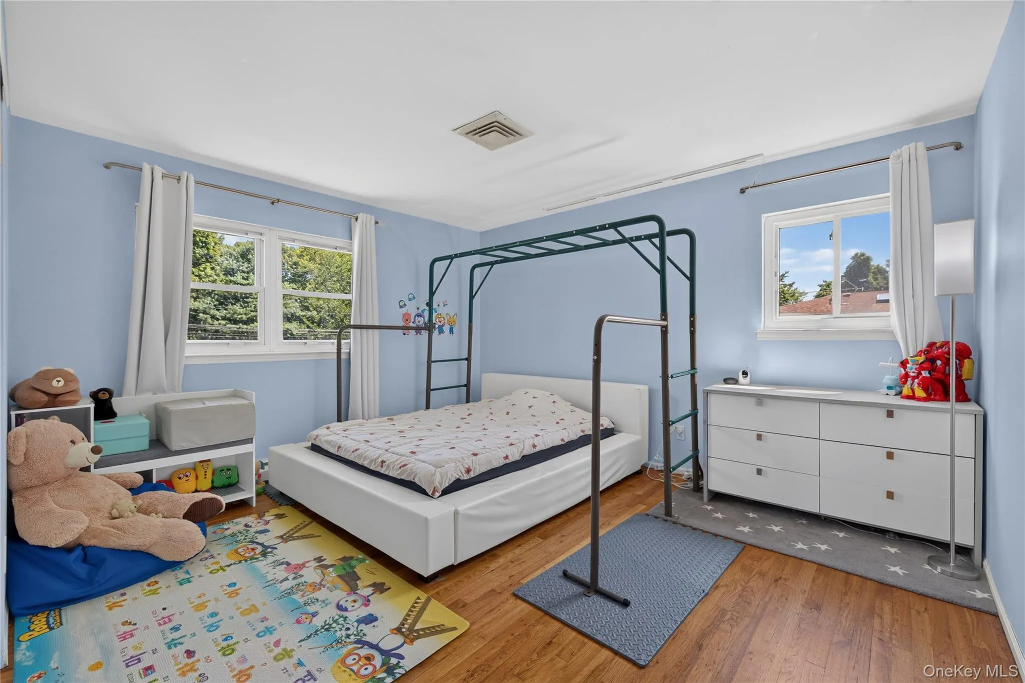 1171 Carlls Straight Path, Huntington, NY, 4 Bedrooms Bedrooms, 8 Rooms Rooms,2 BathroomsBathrooms,Residential,For Rent,Carlls Straight,0,1035527 1171 Carlls Straight Path, Huntington, NY, 4 Bedrooms Bedrooms, 8 Rooms Rooms,2 BathroomsBathrooms,Residential,For Rent,Carlls Straight,0,1035527