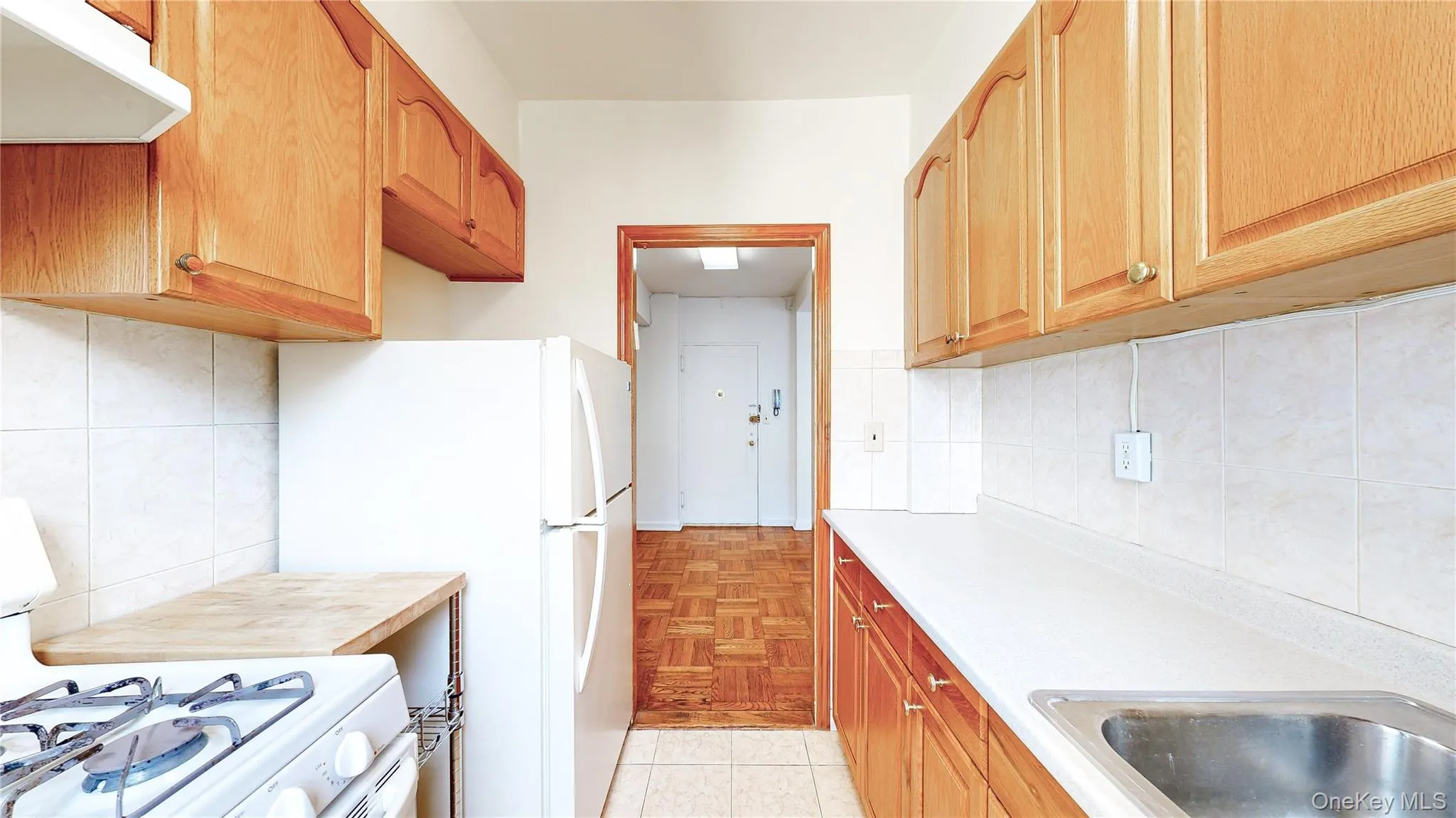 98-33 64th Avenue, New York, NY, 1 Bedroom Bedrooms, 3 Rooms Rooms,1 BathroomBathrooms,Residential,For Rent,64th,0,1035528 98-33 64th Avenue, New York, NY, 1 Bedroom Bedrooms, 3 Rooms Rooms,1 BathroomBathrooms,Residential,For Rent,64th,0,1035528
