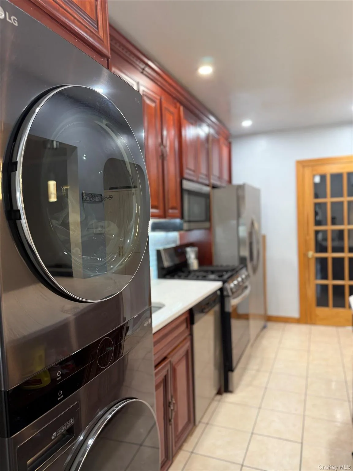 2944 Lurting Avenue, New York, NY, 3 Bedrooms Bedrooms, 8 Rooms Rooms,2 BathroomsBathrooms,Residential,For Rent,Lurting,0,1035533 2944 Lurting Avenue, New York, NY, 3 Bedrooms Bedrooms, 8 Rooms Rooms,2 BathroomsBathrooms,Residential,For Rent,Lurting,0,1035533