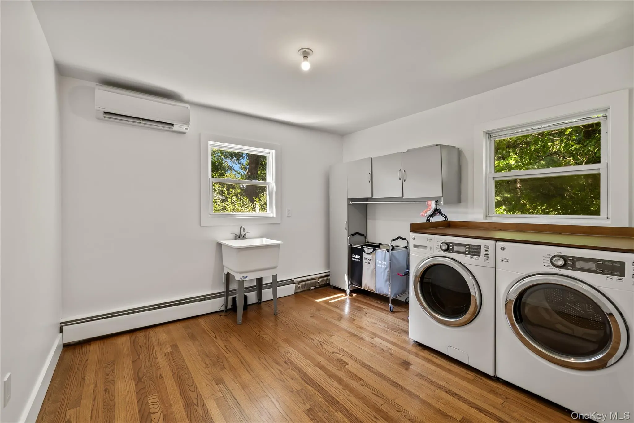 17 Sunset Drive, Ramapo, NY, 5 Bedrooms Bedrooms, 9 Rooms Rooms,3 BathroomsBathrooms,Residential,For Rent,Sunset,0,1035536 17 Sunset Drive, Ramapo, NY, 5 Bedrooms Bedrooms, 9 Rooms Rooms,3 BathroomsBathrooms,Residential,For Rent,Sunset,0,1035536