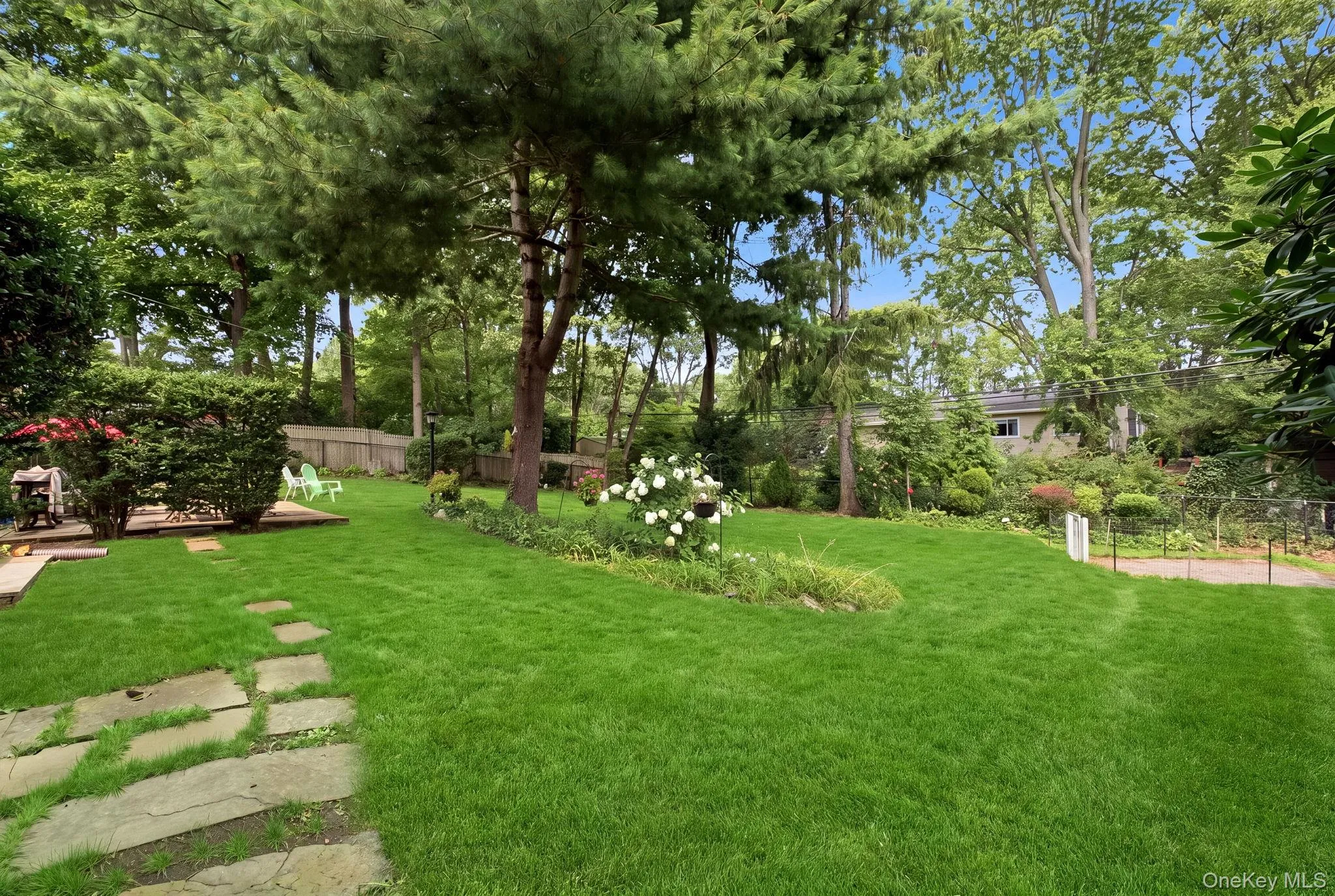 26 Sheryl Crescent, Smithtown, NY, 4 Bedrooms Bedrooms, 9 Rooms Rooms,3 BathroomsBathrooms,Residential,For Rent,Sheryl,0,1035540 26 Sheryl Crescent, Smithtown, NY, 4 Bedrooms Bedrooms, 9 Rooms Rooms,3 BathroomsBathrooms,Residential,For Rent,Sheryl,0,1035540