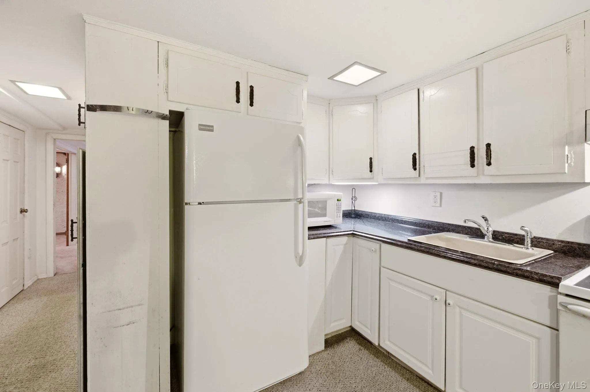 26 Sheryl Crescent, Smithtown, NY, 4 Bedrooms Bedrooms, 9 Rooms Rooms,3 BathroomsBathrooms,Residential,For Rent,Sheryl,0,1035540 26 Sheryl Crescent, Smithtown, NY, 4 Bedrooms Bedrooms, 9 Rooms Rooms,3 BathroomsBathrooms,Residential,For Rent,Sheryl,0,1035540