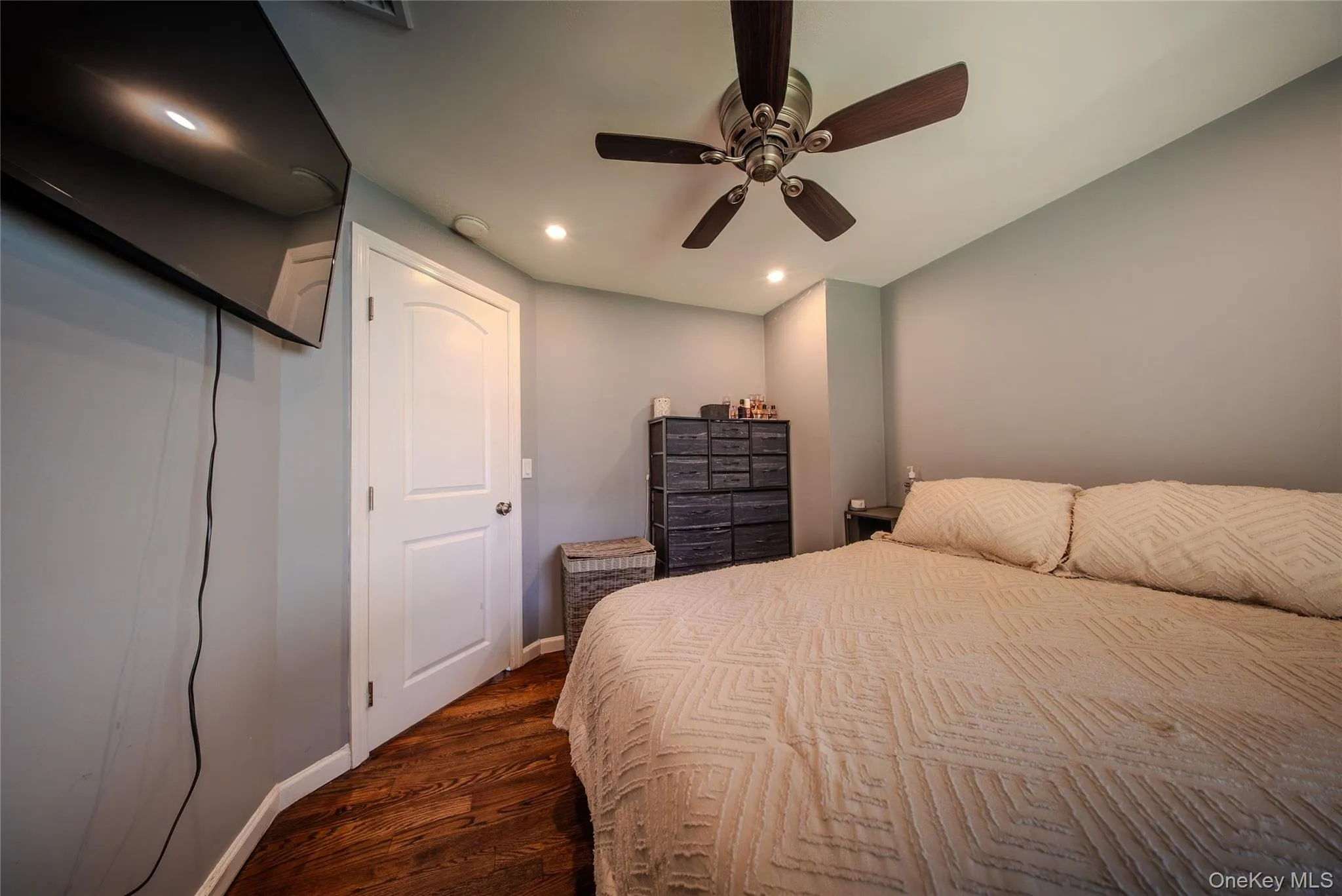 17 Connelly Drive, Brookhaven, NY, 2 Bedrooms Bedrooms, 5 Rooms Rooms,1 BathroomBathrooms,Residential,For Rent,Connelly,0,1035541 17 Connelly Drive, Brookhaven, NY, 2 Bedrooms Bedrooms, 5 Rooms Rooms,1 BathroomBathrooms,Residential,For Rent,Connelly,0,1035541