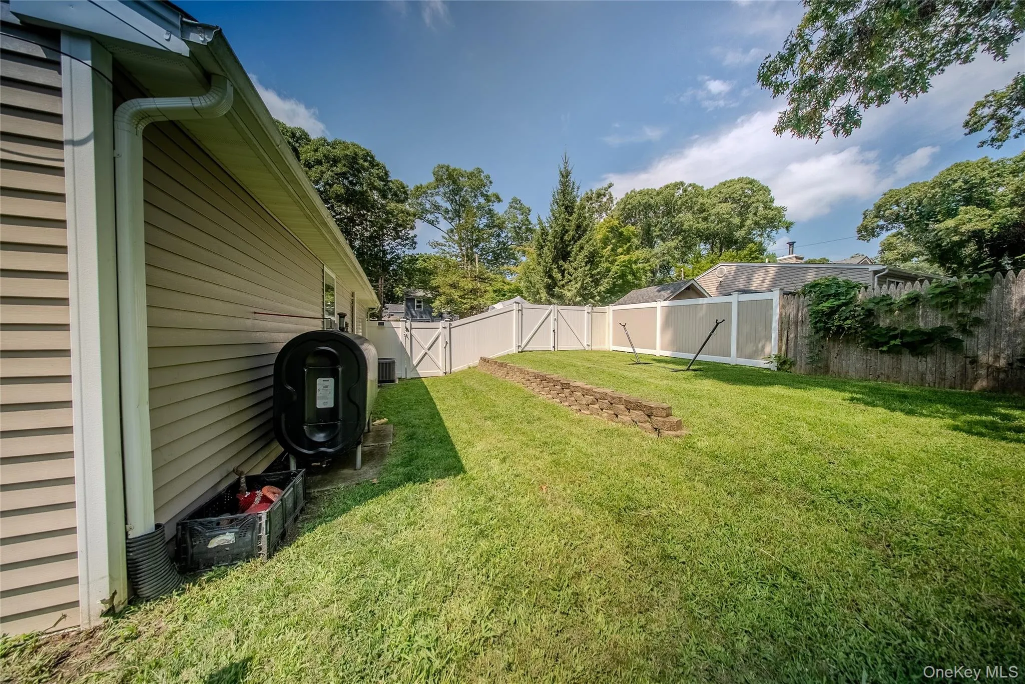17 Connelly Drive, Brookhaven, NY, 2 Bedrooms Bedrooms, 5 Rooms Rooms,1 BathroomBathrooms,Residential,For Rent,Connelly,0,1035541 17 Connelly Drive, Brookhaven, NY, 2 Bedrooms Bedrooms, 5 Rooms Rooms,1 BathroomBathrooms,Residential,For Rent,Connelly,0,1035541