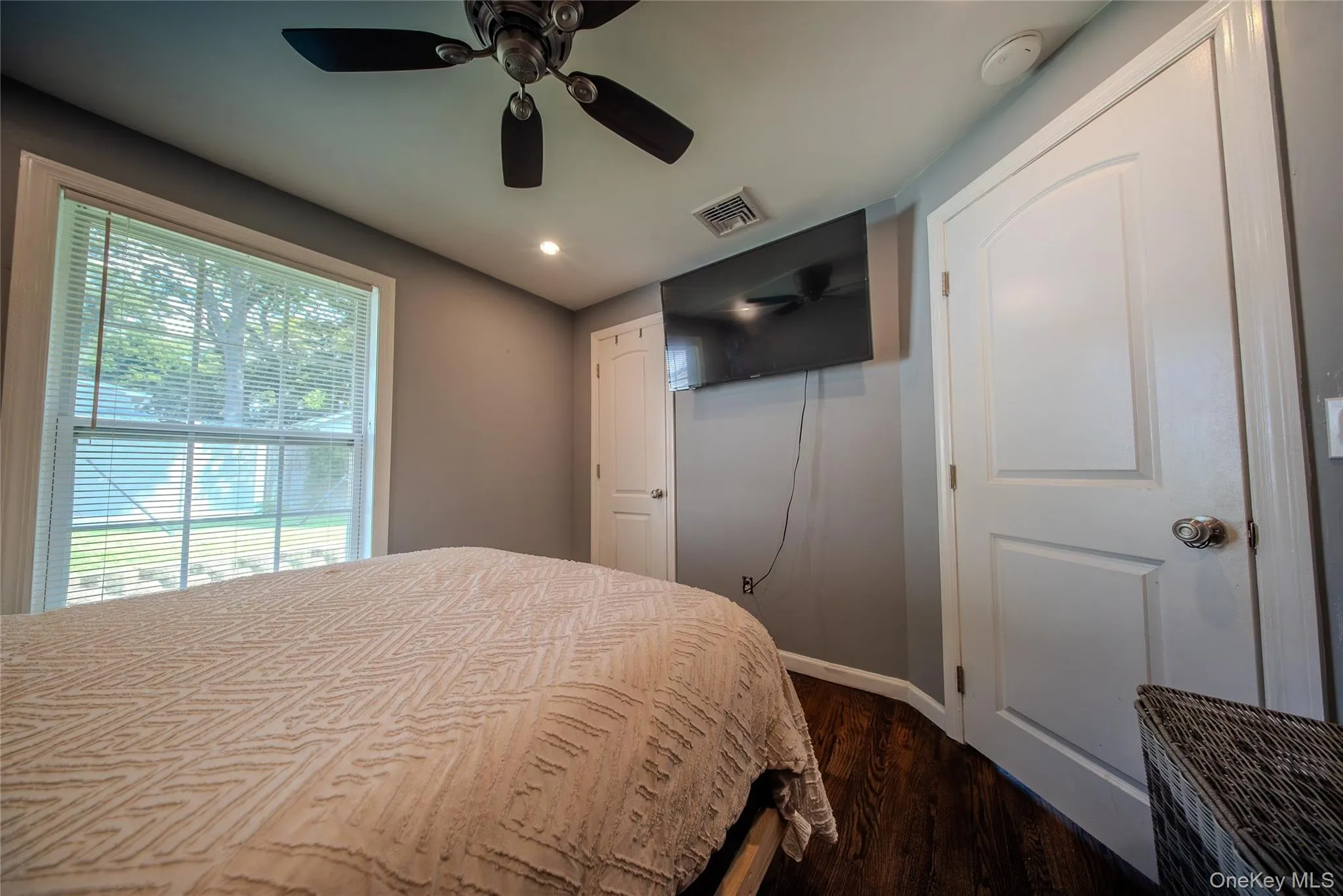 17 Connelly Drive, Brookhaven, NY, 2 Bedrooms Bedrooms, 5 Rooms Rooms,1 BathroomBathrooms,Residential,For Rent,Connelly,0,1035541 17 Connelly Drive, Brookhaven, NY, 2 Bedrooms Bedrooms, 5 Rooms Rooms,1 BathroomBathrooms,Residential,For Rent,Connelly,0,1035541