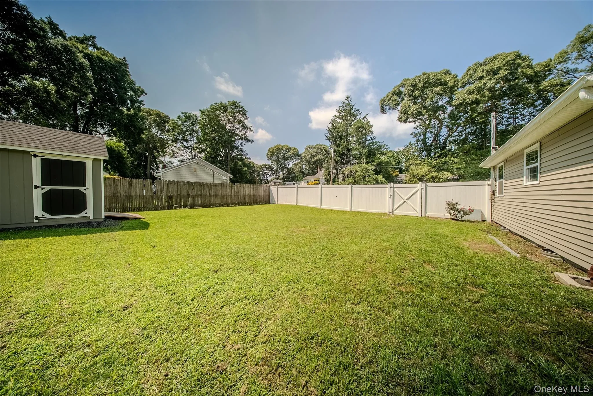 17 Connelly Drive, Brookhaven, NY, 2 Bedrooms Bedrooms, 5 Rooms Rooms,1 BathroomBathrooms,Residential,For Rent,Connelly,0,1035541 17 Connelly Drive, Brookhaven, NY, 2 Bedrooms Bedrooms, 5 Rooms Rooms,1 BathroomBathrooms,Residential,For Rent,Connelly,0,1035541