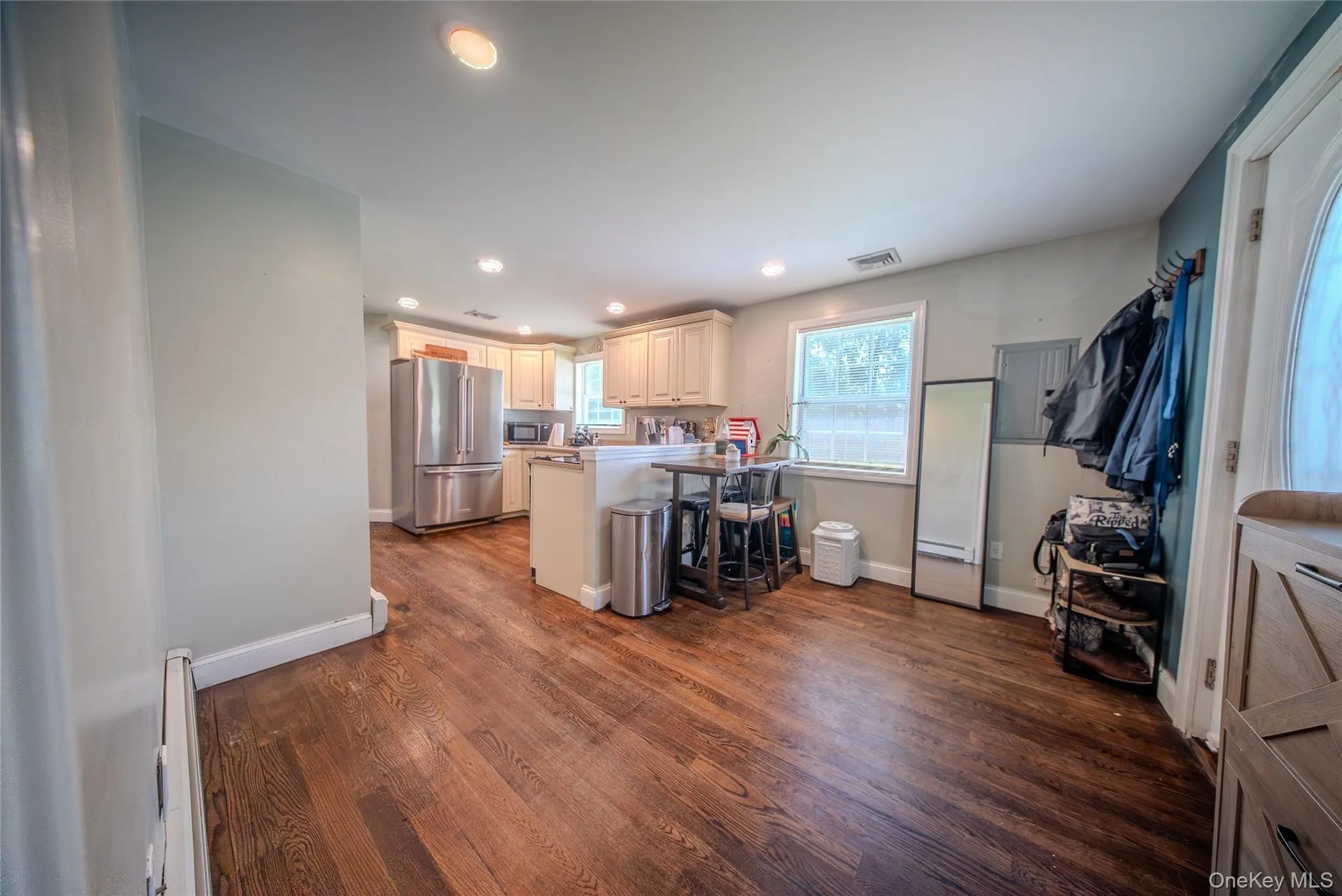 17 Connelly Drive, Brookhaven, NY, 2 Bedrooms Bedrooms, 5 Rooms Rooms,1 BathroomBathrooms,Residential,For Rent,Connelly,0,1035541 17 Connelly Drive, Brookhaven, NY, 2 Bedrooms Bedrooms, 5 Rooms Rooms,1 BathroomBathrooms,Residential,For Rent,Connelly,0,1035541