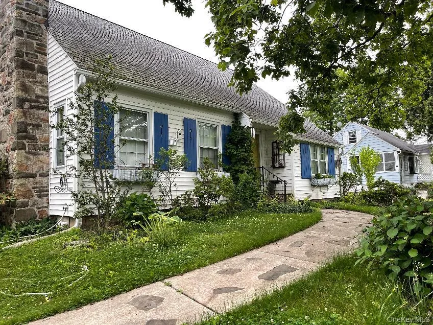 2195 Route 302, Wallkill, NY, 2 Bedrooms Bedrooms, 6 Rooms Rooms,1 BathroomBathrooms,Residential,For Rent,Route 302,0,1035543 2195 Route 302, Wallkill, NY, 2 Bedrooms Bedrooms, 6 Rooms Rooms,1 BathroomBathrooms,Residential,For Rent,Route 302,0,1035543