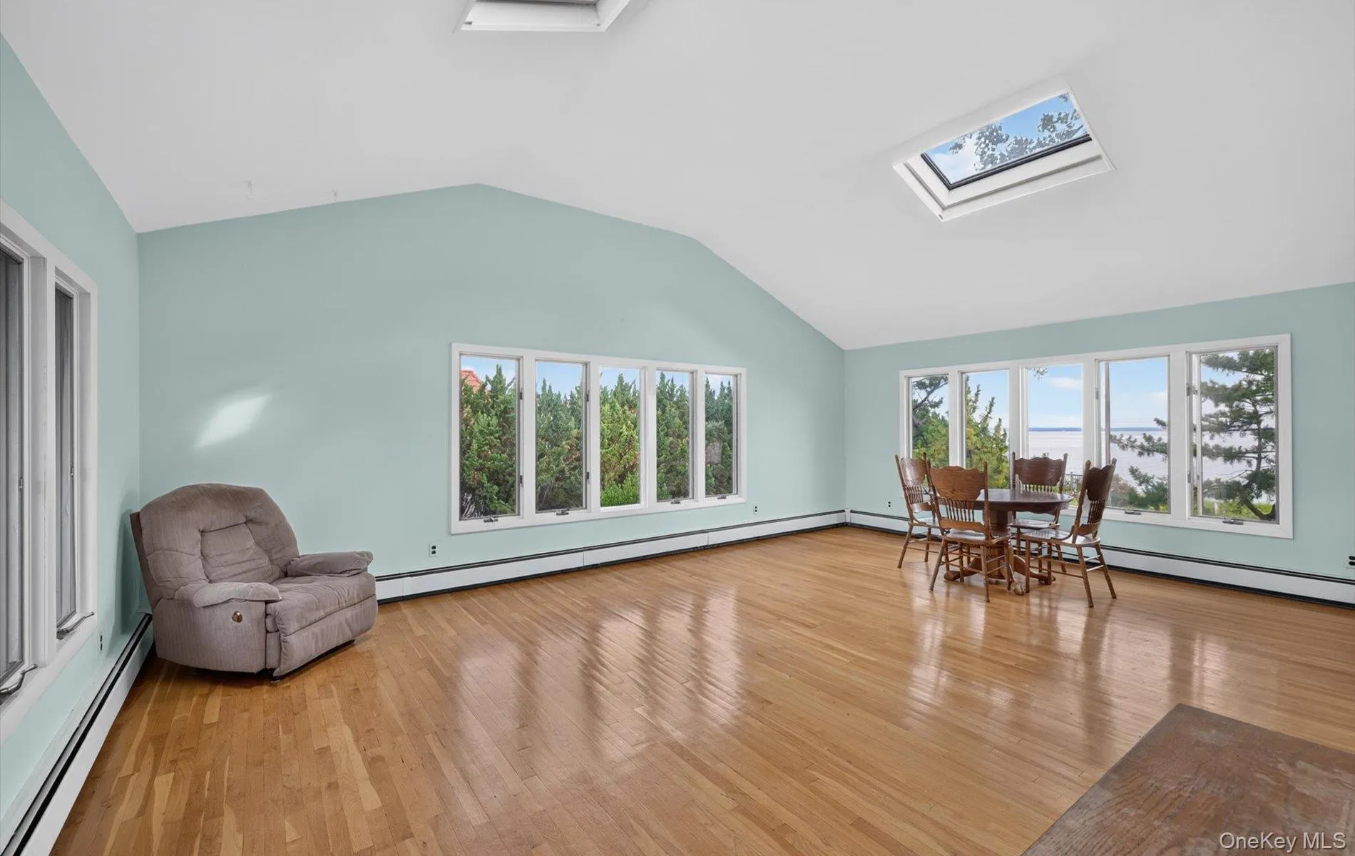 23 Eastland Drive, Glen Cove, NY, 4 Bedrooms Bedrooms, 10 Rooms Rooms,2 BathroomsBathrooms,Residential,For Rent,Eastland,0,1035548 23 Eastland Drive, Glen Cove, NY, 4 Bedrooms Bedrooms, 10 Rooms Rooms,2 BathroomsBathrooms,Residential,For Rent,Eastland,0,1035548