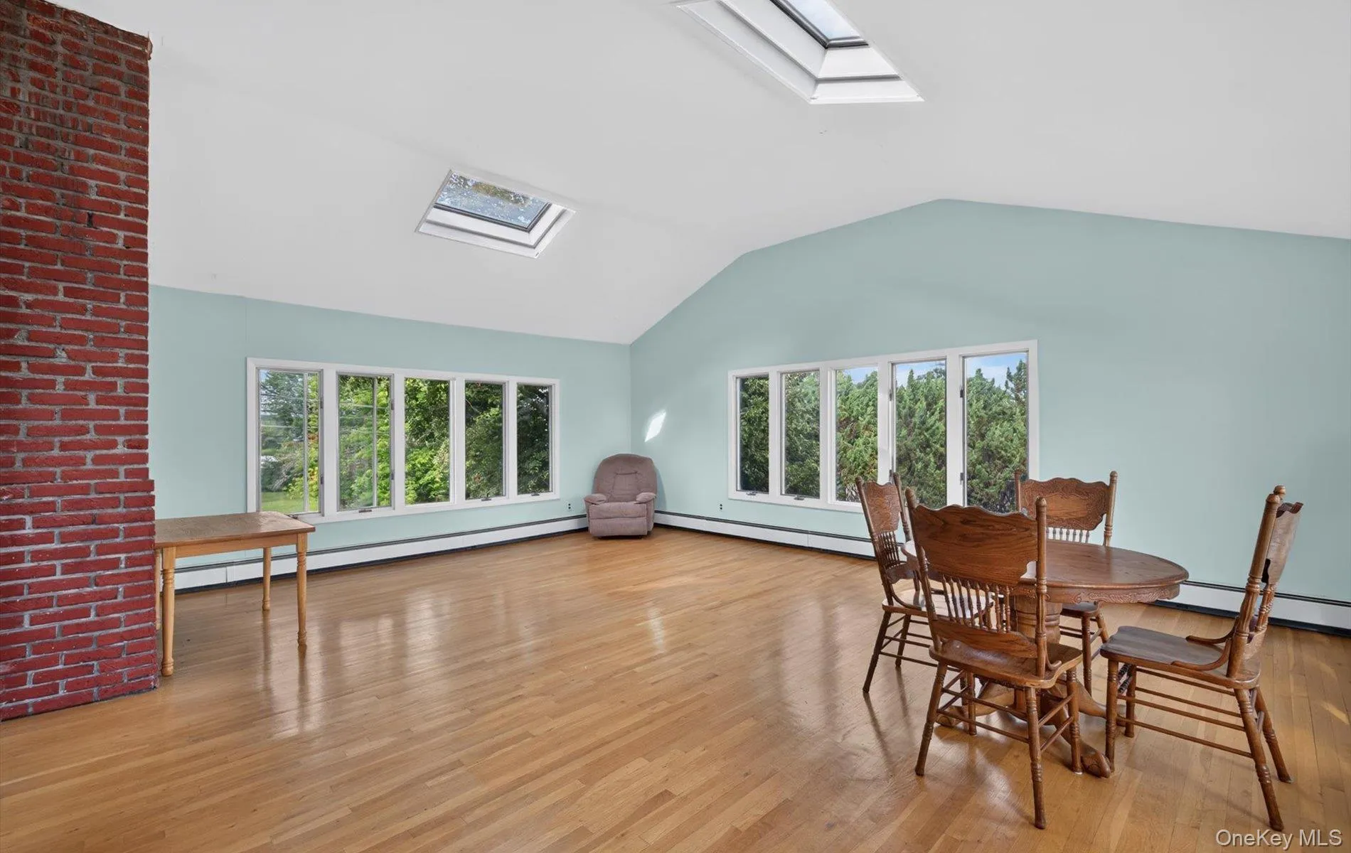23 Eastland Drive, Glen Cove, NY, 4 Bedrooms Bedrooms, 10 Rooms Rooms,2 BathroomsBathrooms,Residential,For Rent,Eastland,0,1035548 23 Eastland Drive, Glen Cove, NY, 4 Bedrooms Bedrooms, 10 Rooms Rooms,2 BathroomsBathrooms,Residential,For Rent,Eastland,0,1035548