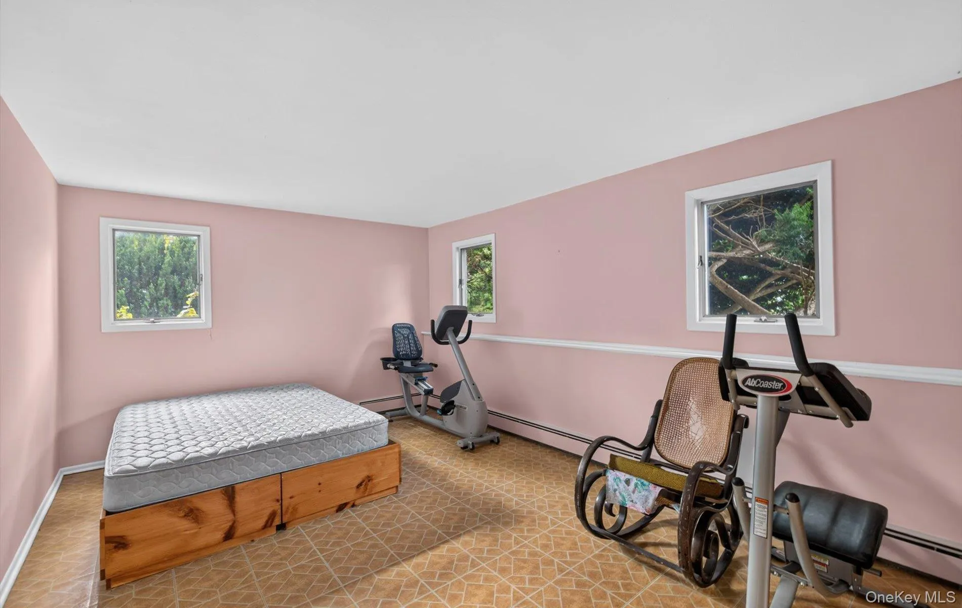 23 Eastland Drive, Glen Cove, NY, 4 Bedrooms Bedrooms, 10 Rooms Rooms,2 BathroomsBathrooms,Residential,For Rent,Eastland,0,1035548 23 Eastland Drive, Glen Cove, NY, 4 Bedrooms Bedrooms, 10 Rooms Rooms,2 BathroomsBathrooms,Residential,For Rent,Eastland,0,1035548
