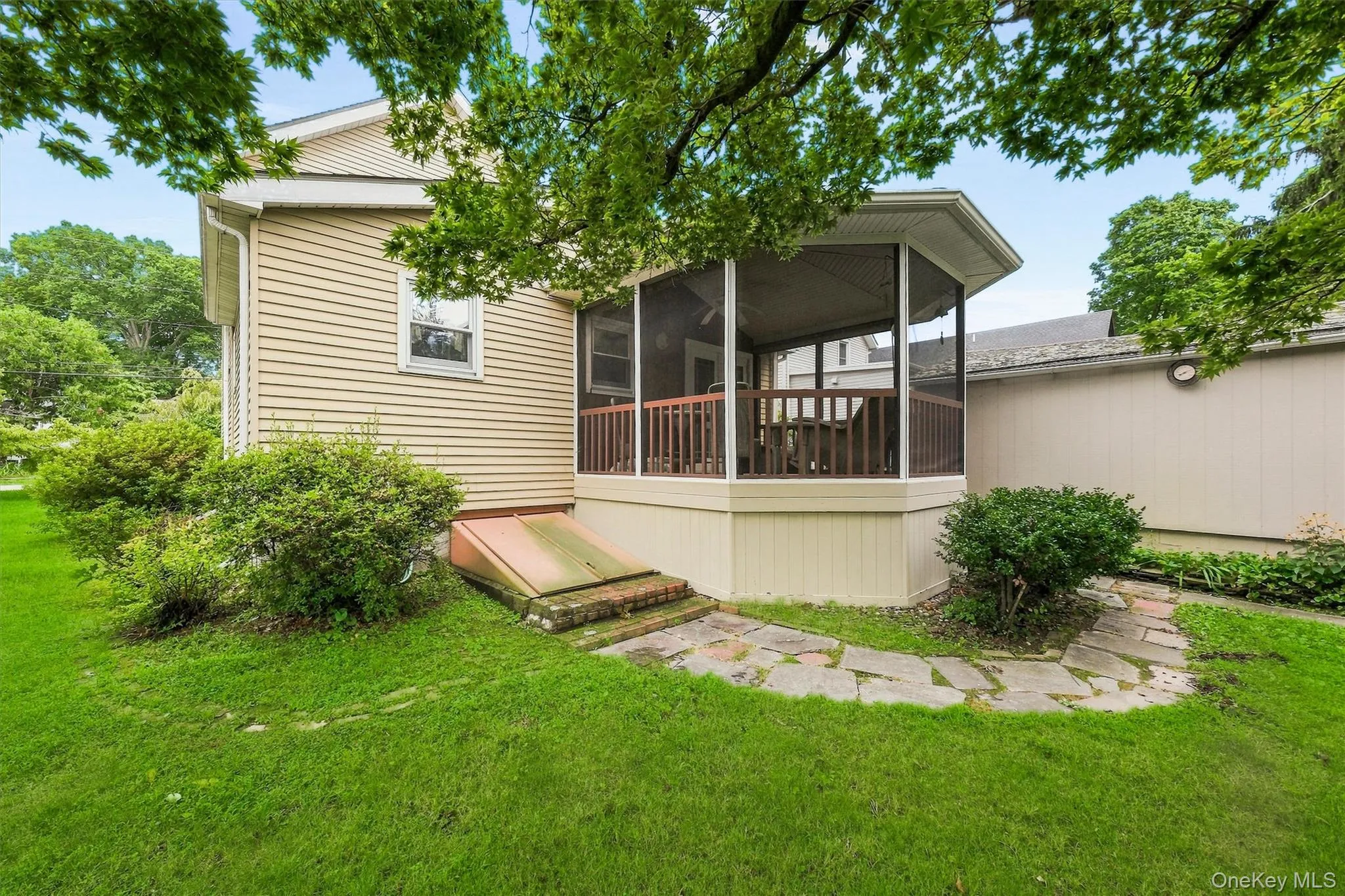 73 Union Street, Beacon, NY, 4 Bedrooms Bedrooms, 8 Rooms Rooms,2 BathroomsBathrooms,Residential,For Rent,Union,0,1035549 73 Union Street, Beacon, NY, 4 Bedrooms Bedrooms, 8 Rooms Rooms,2 BathroomsBathrooms,Residential,For Rent,Union,0,1035549