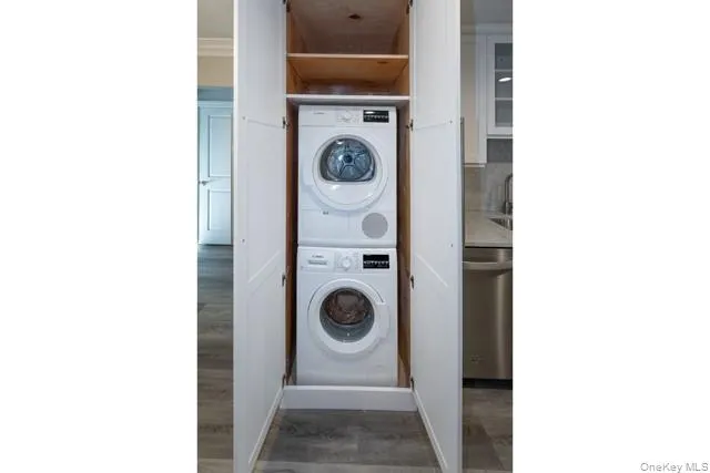 15 Spinnngwheel Road, Oyster Bay, NY, 1 Bedroom Bedrooms, 4 Rooms Rooms,1 BathroomBathrooms,Residential Lease,For Rent,Spinnngwheel,0,1035554 15 Spinnngwheel Road, Oyster Bay, NY, 1 Bedroom Bedrooms, 4 Rooms Rooms,1 BathroomBathrooms,Residential Lease,For Rent,Spinnngwheel,0,1035554