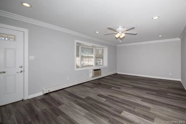 15 Spinnngwheel Road, Oyster Bay, NY, 1 Bedroom Bedrooms, 4 Rooms Rooms,1 BathroomBathrooms,Residential Lease,For Rent,Spinnngwheel,0,1035554 15 Spinnngwheel Road, Oyster Bay, NY, 1 Bedroom Bedrooms, 4 Rooms Rooms,1 BathroomBathrooms,Residential Lease,For Rent,Spinnngwheel,0,1035554