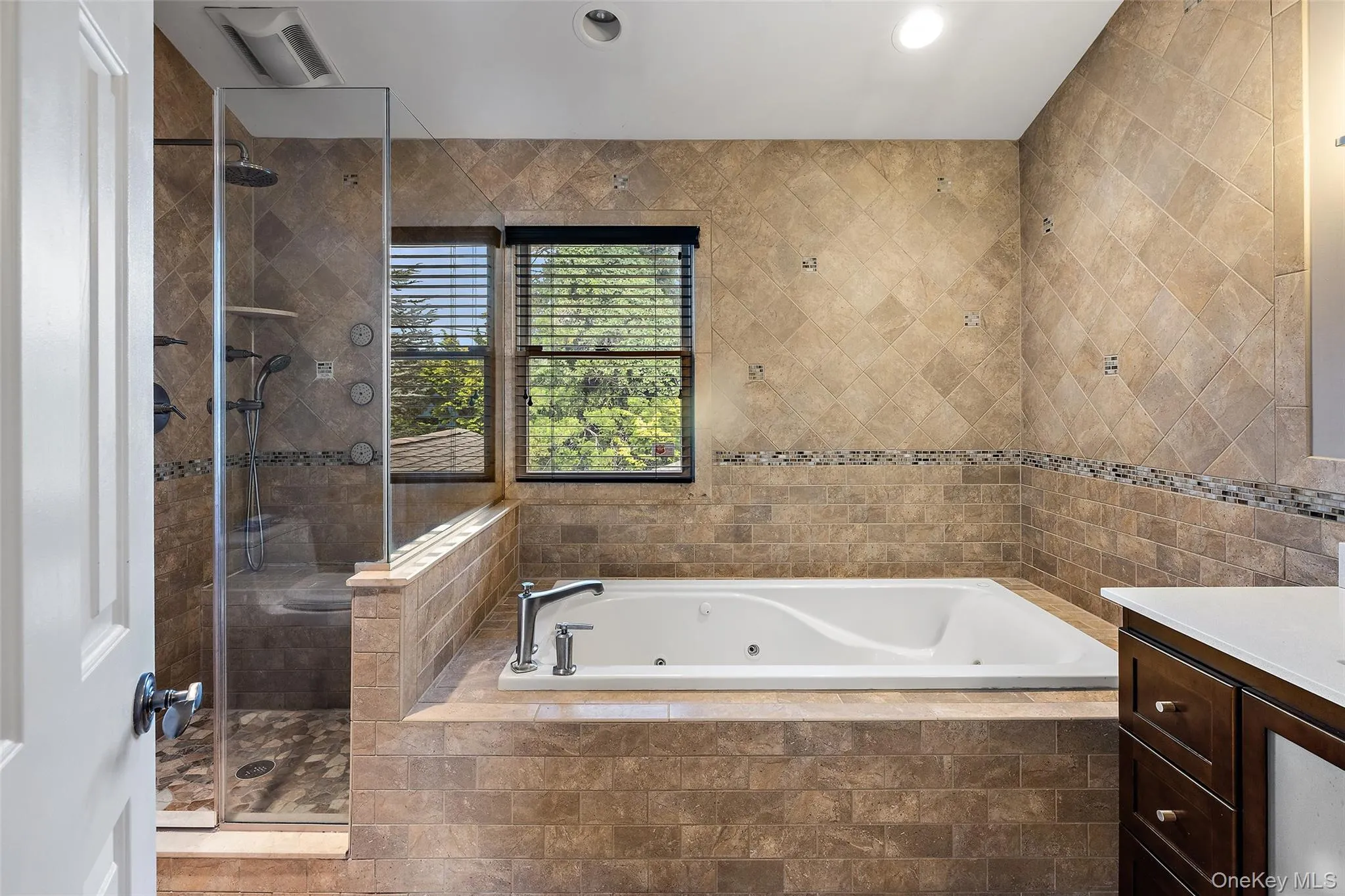 Master Bedroom Bathroom Master Bedroom Bathroom