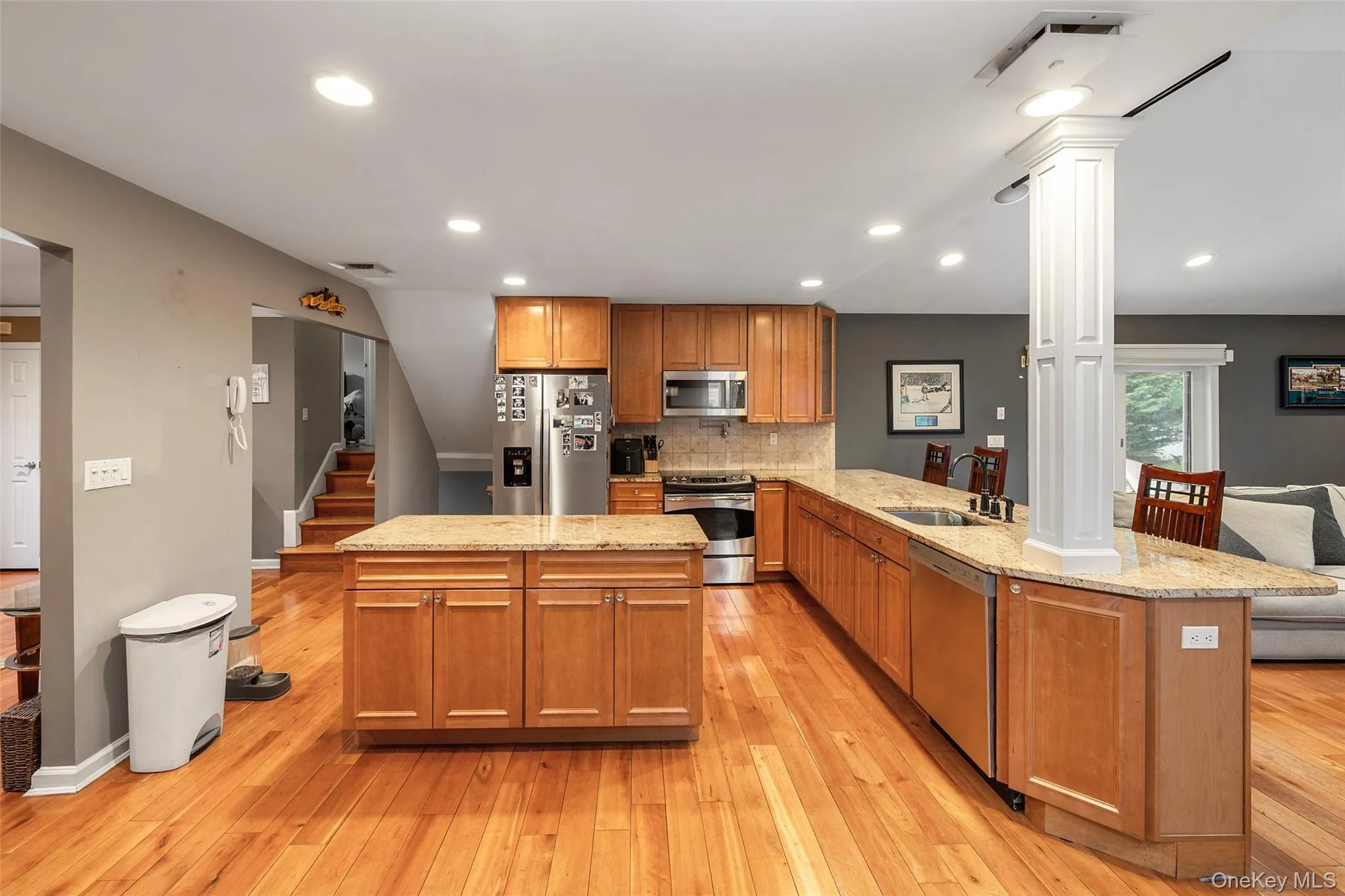 26 Kathleen Drive, Oyster Bay, NY, 4 Bedrooms Bedrooms, 9 Rooms Rooms,3 BathroomsBathrooms,Residential,For Rent,Kathleen,0,1035555 26 Kathleen Drive, Oyster Bay, NY, 4 Bedrooms Bedrooms, 9 Rooms Rooms,3 BathroomsBathrooms,Residential,For Rent,Kathleen,0,1035555