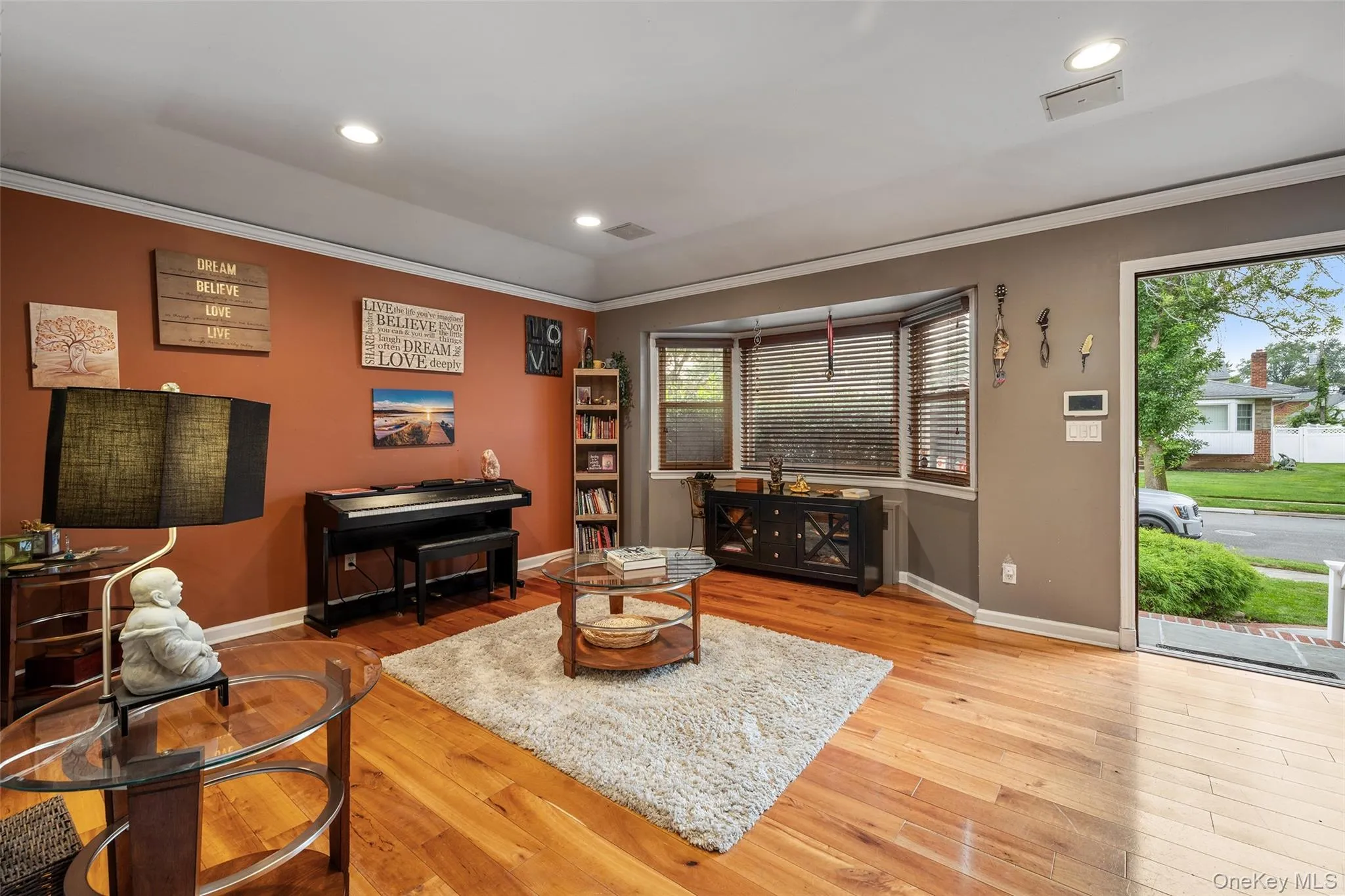 26 Kathleen Drive, Oyster Bay, NY, 4 Bedrooms Bedrooms, 9 Rooms Rooms,3 BathroomsBathrooms,Residential,For Rent,Kathleen,0,1035555 26 Kathleen Drive, Oyster Bay, NY, 4 Bedrooms Bedrooms, 9 Rooms Rooms,3 BathroomsBathrooms,Residential,For Rent,Kathleen,0,1035555