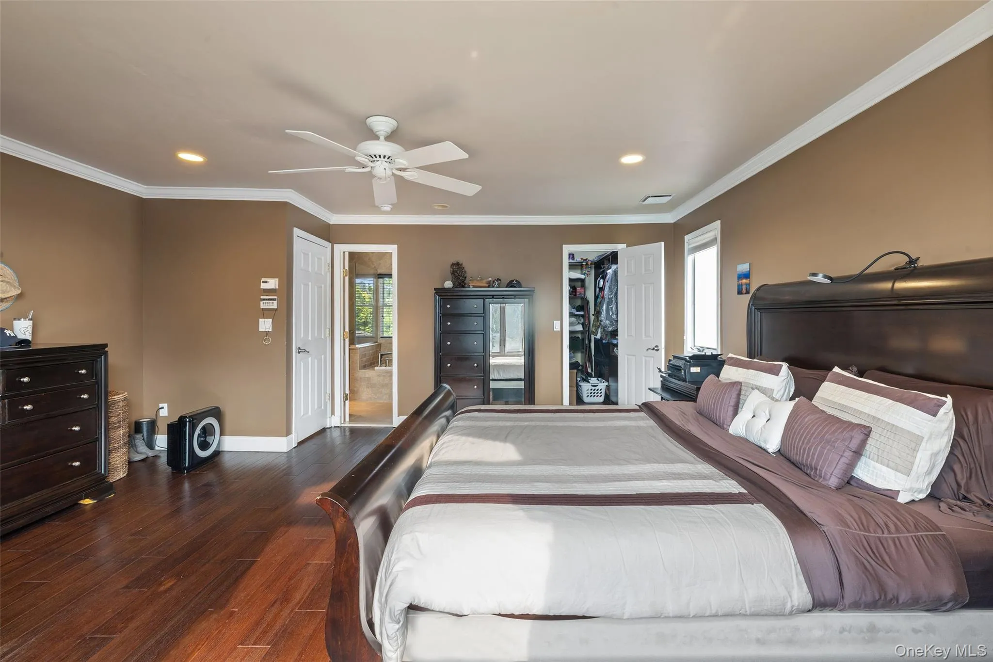 26 Kathleen Drive, Oyster Bay, NY, 4 Bedrooms Bedrooms, 9 Rooms Rooms,3 BathroomsBathrooms,Residential,For Rent,Kathleen,0,1035555 26 Kathleen Drive, Oyster Bay, NY, 4 Bedrooms Bedrooms, 9 Rooms Rooms,3 BathroomsBathrooms,Residential,For Rent,Kathleen,0,1035555