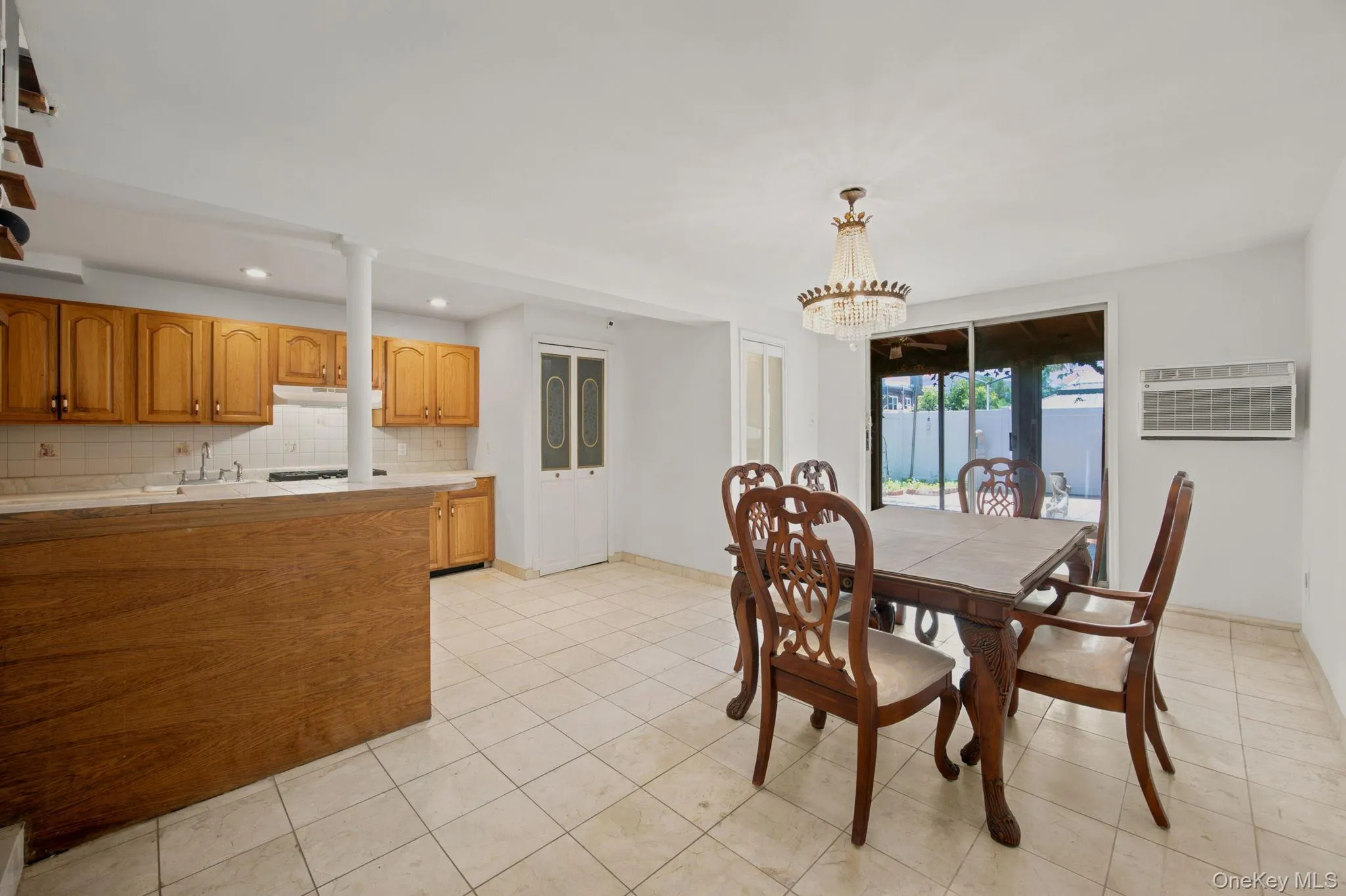 100-06 133rd Avenue, New York, NY, 4 Bedrooms Bedrooms, 7 Rooms Rooms,1 BathroomBathrooms,Residential,For Rent,133rd,0,1035559 100-06 133rd Avenue, New York, NY, 4 Bedrooms Bedrooms, 7 Rooms Rooms,1 BathroomBathrooms,Residential,For Rent,133rd,0,1035559