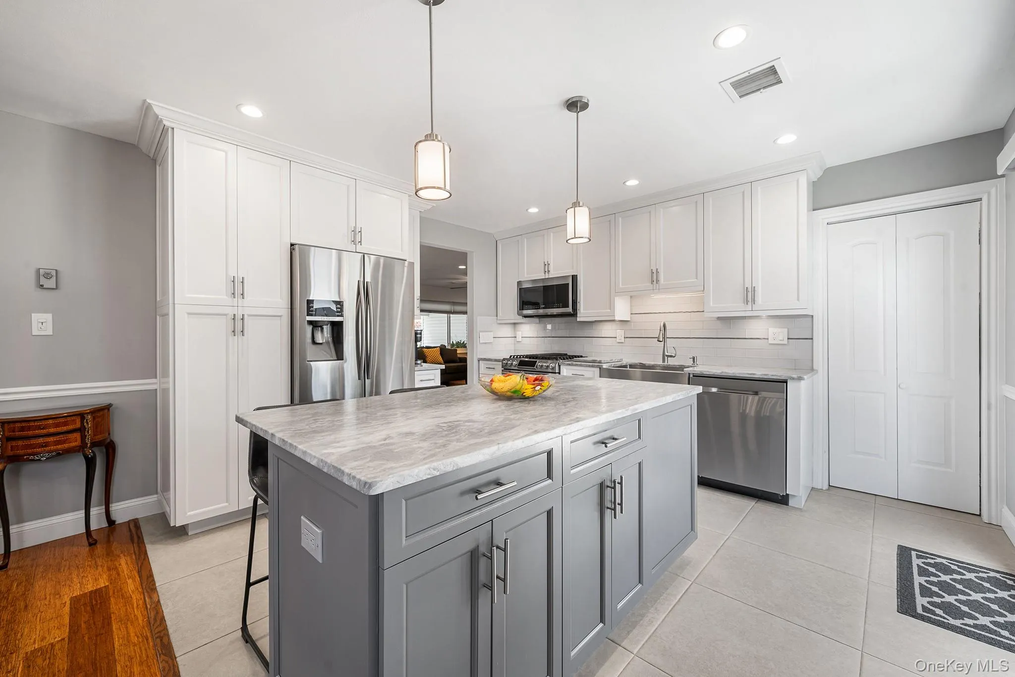 11 Pimlico Drive, Smithtown, NY, 3 Bedrooms Bedrooms, 7 Rooms Rooms,2 BathroomsBathrooms,Residential,For Rent,Pimlico,0,1035561 11 Pimlico Drive, Smithtown, NY, 3 Bedrooms Bedrooms, 7 Rooms Rooms,2 BathroomsBathrooms,Residential,For Rent,Pimlico,0,1035561