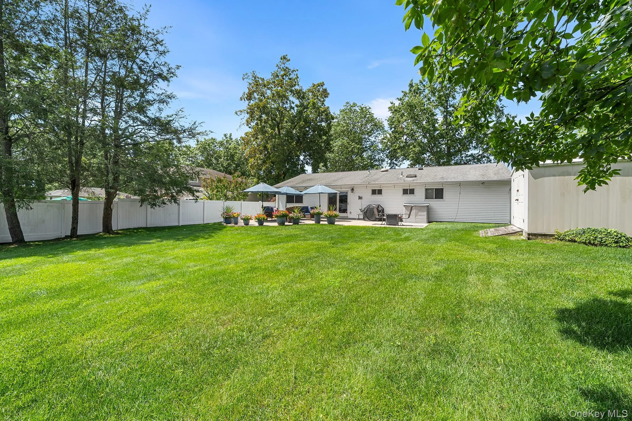 11 Pimlico Drive, Smithtown, NY, 3 Bedrooms Bedrooms, 7 Rooms Rooms,2 BathroomsBathrooms,Residential,For Rent,Pimlico,0,1035561 11 Pimlico Drive, Smithtown, NY, 3 Bedrooms Bedrooms, 7 Rooms Rooms,2 BathroomsBathrooms,Residential,For Rent,Pimlico,0,1035561
