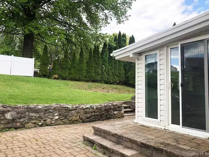 96 Orange Street, Marlboro, NY, 3 Bedrooms Bedrooms, 6 Rooms Rooms,1 BathroomBathrooms,Residential Lease,For Rent,Orange,0,1035567 96 Orange Street, Marlboro, NY, 3 Bedrooms Bedrooms, 6 Rooms Rooms,1 BathroomBathrooms,Residential Lease,For Rent,Orange,0,1035567