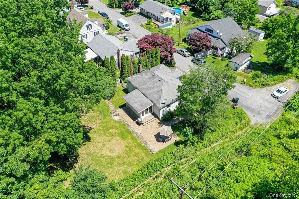 96 Orange Street, Marlboro, NY, 3 Bedrooms Bedrooms, 6 Rooms Rooms,1 BathroomBathrooms,Residential Lease,For Rent,Orange,0,1035567 96 Orange Street, Marlboro, NY, 3 Bedrooms Bedrooms, 6 Rooms Rooms,1 BathroomBathrooms,Residential Lease,For Rent,Orange,0,1035567