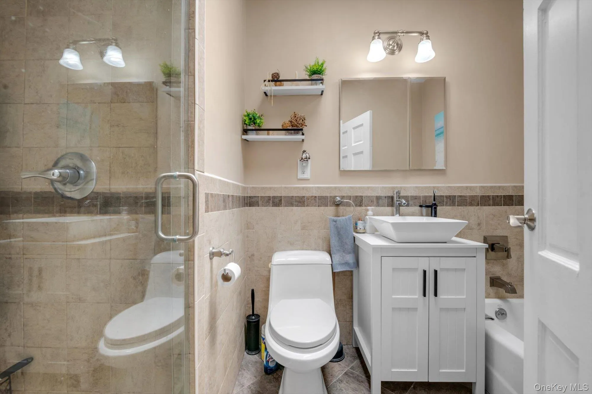 14617 58th Road, New York, NY, 2 Bedrooms Bedrooms, 5 Rooms Rooms,2 BathroomsBathrooms,Residential,For Rent,58th,0,1035570 14617 58th Road, New York, NY, 2 Bedrooms Bedrooms, 5 Rooms Rooms,2 BathroomsBathrooms,Residential,For Rent,58th,0,1035570
