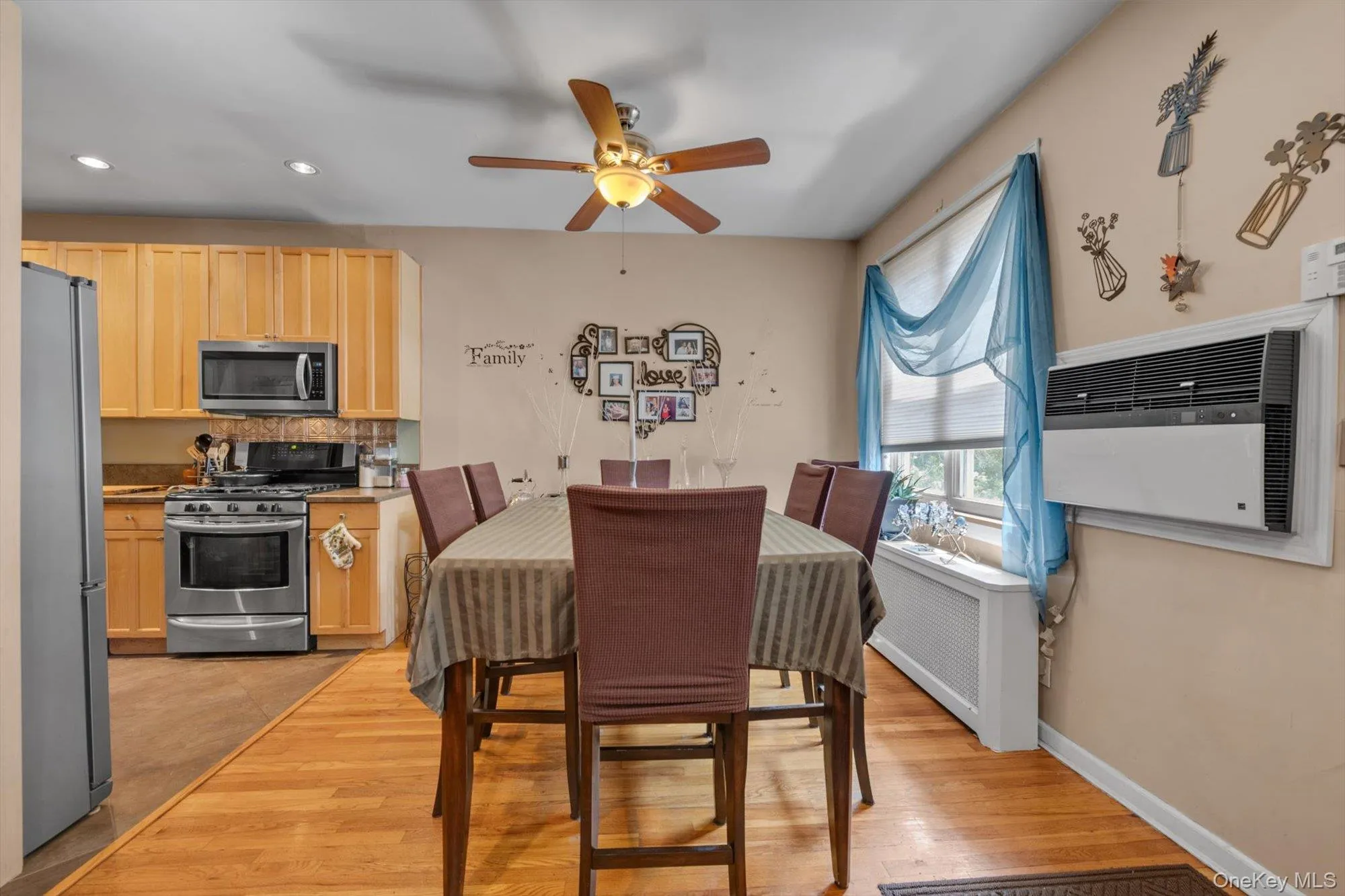 14617 58th Road, New York, NY, 2 Bedrooms Bedrooms, 5 Rooms Rooms,2 BathroomsBathrooms,Residential,For Rent,58th,0,1035570 14617 58th Road, New York, NY, 2 Bedrooms Bedrooms, 5 Rooms Rooms,2 BathroomsBathrooms,Residential,For Rent,58th,0,1035570
