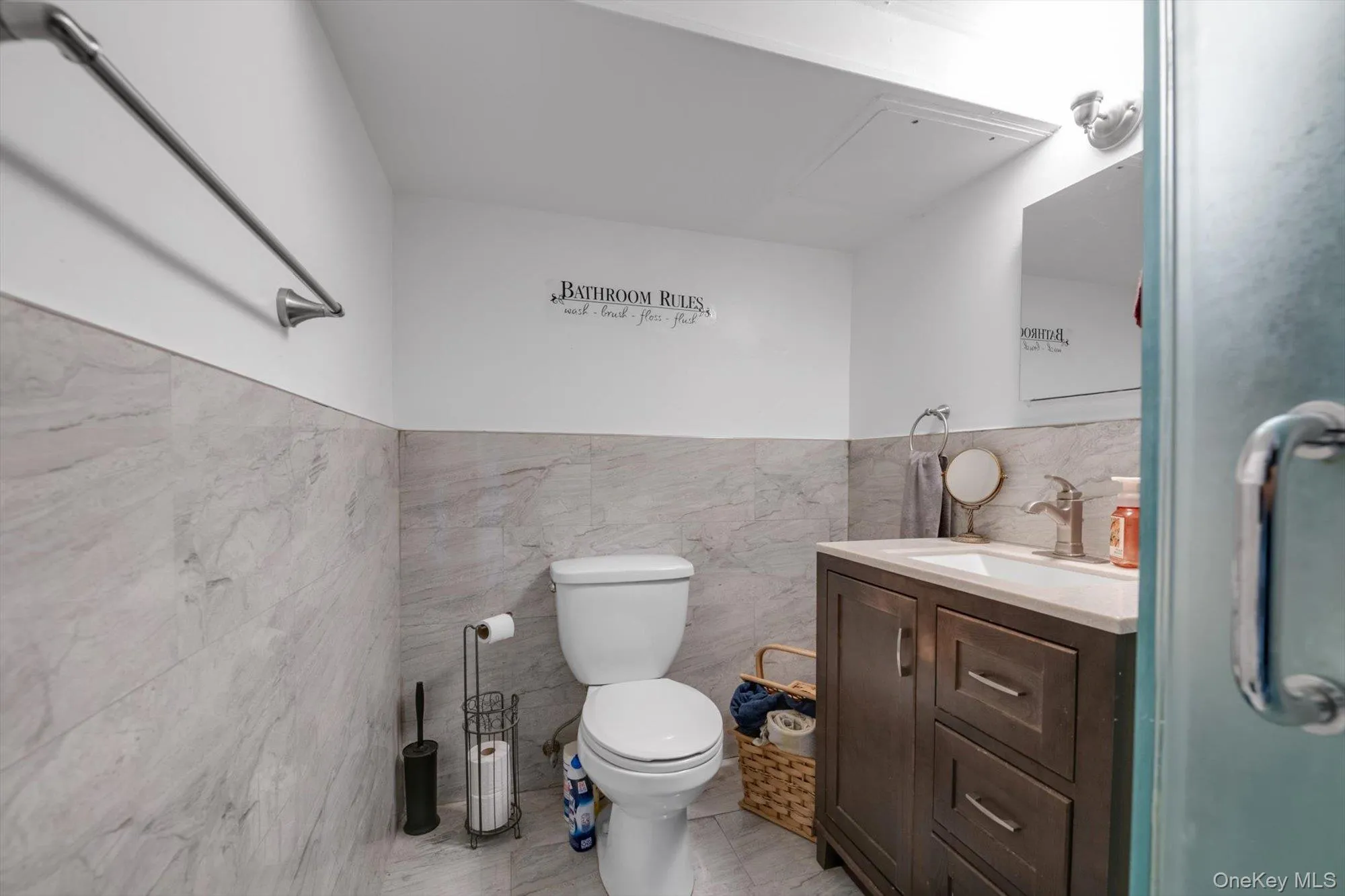 14617 58th Road, New York, NY, 2 Bedrooms Bedrooms, 5 Rooms Rooms,2 BathroomsBathrooms,Residential,For Rent,58th,0,1035570 14617 58th Road, New York, NY, 2 Bedrooms Bedrooms, 5 Rooms Rooms,2 BathroomsBathrooms,Residential,For Rent,58th,0,1035570