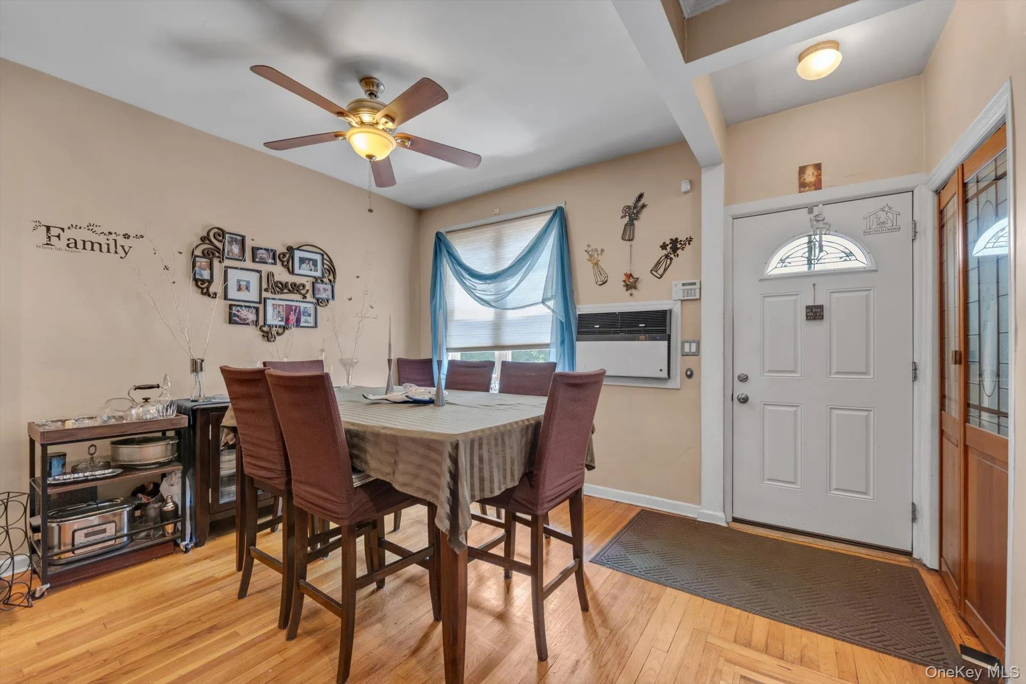 14617 58th Road, New York, NY, 2 Bedrooms Bedrooms, 5 Rooms Rooms,2 BathroomsBathrooms,Residential,For Rent,58th,0,1035570 14617 58th Road, New York, NY, 2 Bedrooms Bedrooms, 5 Rooms Rooms,2 BathroomsBathrooms,Residential,For Rent,58th,0,1035570