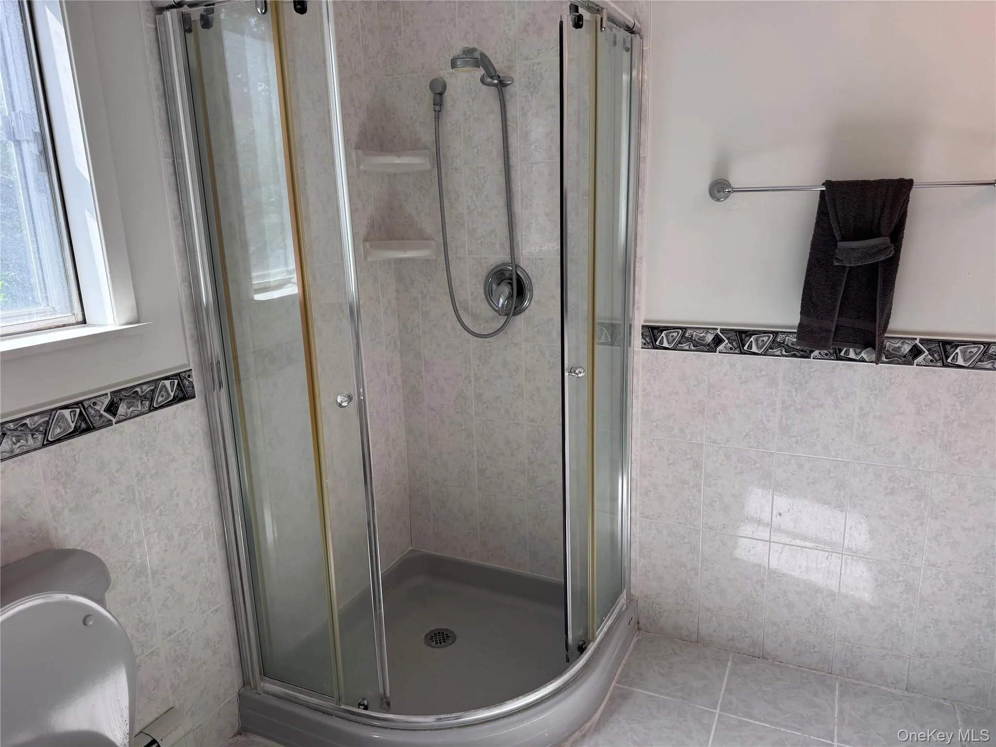 16 Herrick Avenue, Huntington, NY, 4 Bedrooms Bedrooms, 12 Rooms Rooms,2 BathroomsBathrooms,Residential,For Rent,Herrick,0,1035572 16 Herrick Avenue, Huntington, NY, 4 Bedrooms Bedrooms, 12 Rooms Rooms,2 BathroomsBathrooms,Residential,For Rent,Herrick,0,1035572