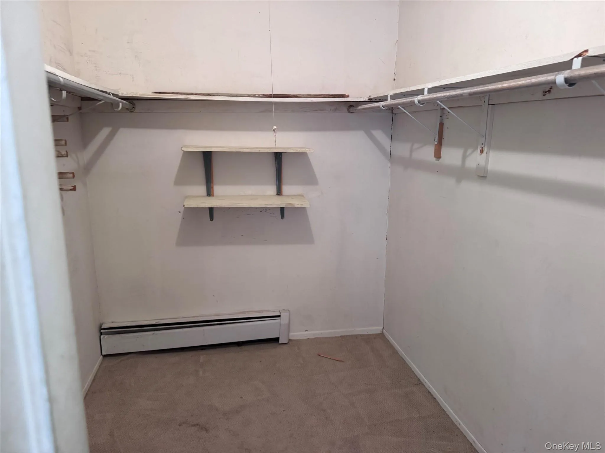 16 Herrick Avenue, Huntington, NY, 4 Bedrooms Bedrooms, 12 Rooms Rooms,2 BathroomsBathrooms,Residential,For Rent,Herrick,0,1035572 16 Herrick Avenue, Huntington, NY, 4 Bedrooms Bedrooms, 12 Rooms Rooms,2 BathroomsBathrooms,Residential,For Rent,Herrick,0,1035572