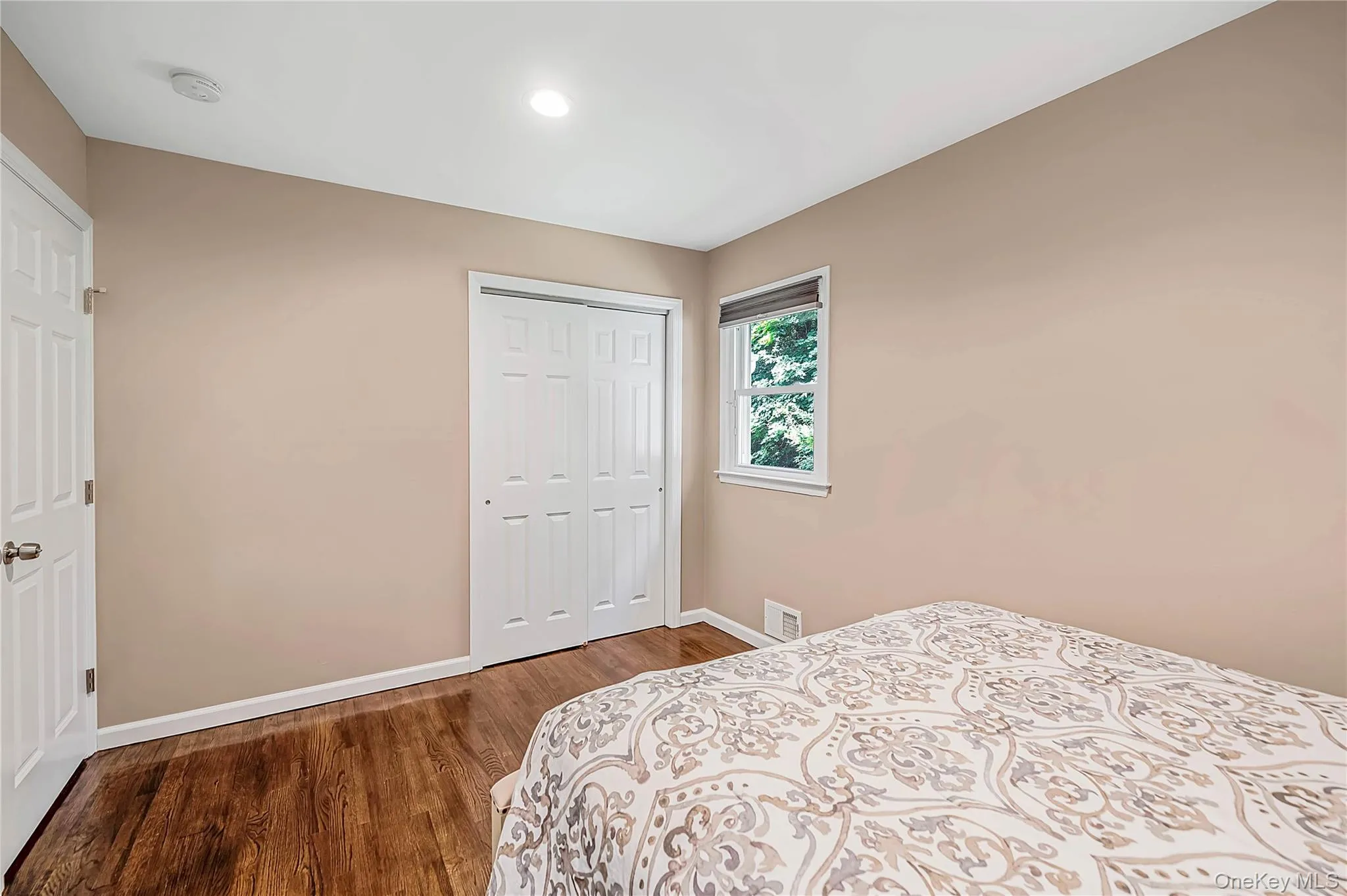 10 Williamsburg Drive, Smithtown, NY, 4 Bedrooms Bedrooms, 8 Rooms Rooms,3 BathroomsBathrooms,Residential,For Rent,Williamsburg,0,1035573 10 Williamsburg Drive, Smithtown, NY, 4 Bedrooms Bedrooms, 8 Rooms Rooms,3 BathroomsBathrooms,Residential,For Rent,Williamsburg,0,1035573