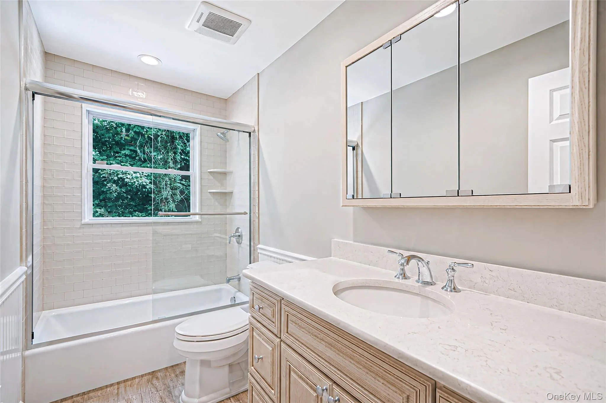 10 Williamsburg Drive, Smithtown, NY, 4 Bedrooms Bedrooms, 8 Rooms Rooms,3 BathroomsBathrooms,Residential,For Rent,Williamsburg,0,1035573 10 Williamsburg Drive, Smithtown, NY, 4 Bedrooms Bedrooms, 8 Rooms Rooms,3 BathroomsBathrooms,Residential,For Rent,Williamsburg,0,1035573