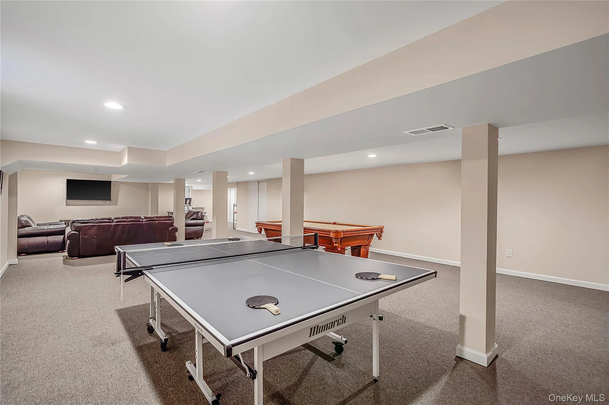 10 Williamsburg Drive, Smithtown, NY, 4 Bedrooms Bedrooms, 8 Rooms Rooms,3 BathroomsBathrooms,Residential,For Rent,Williamsburg,0,1035573 10 Williamsburg Drive, Smithtown, NY, 4 Bedrooms Bedrooms, 8 Rooms Rooms,3 BathroomsBathrooms,Residential,For Rent,Williamsburg,0,1035573