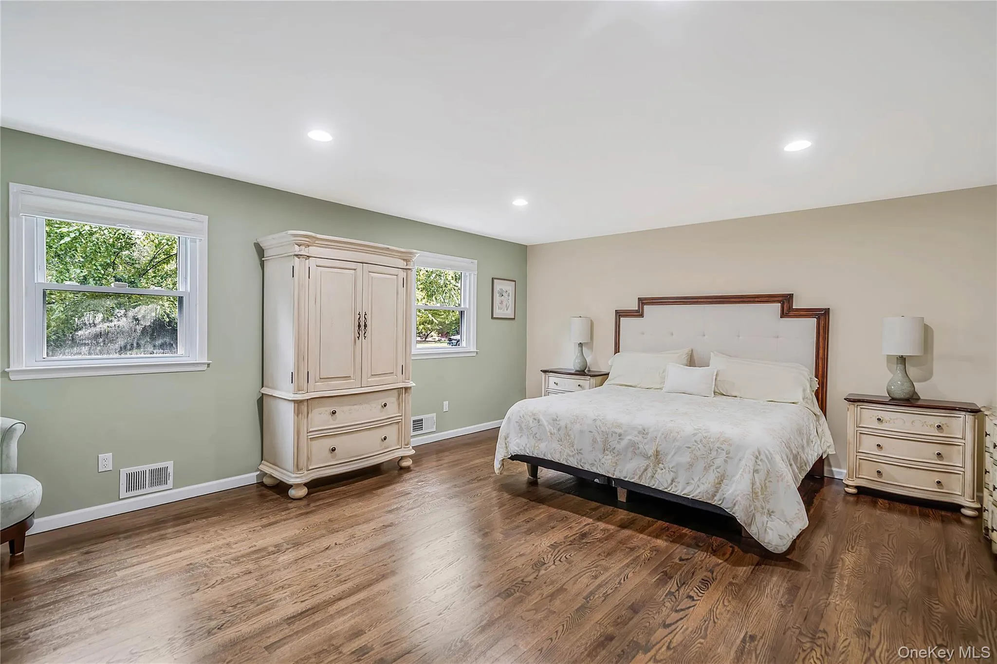 10 Williamsburg Drive, Smithtown, NY, 4 Bedrooms Bedrooms, 8 Rooms Rooms,3 BathroomsBathrooms,Residential,For Rent,Williamsburg,0,1035573 10 Williamsburg Drive, Smithtown, NY, 4 Bedrooms Bedrooms, 8 Rooms Rooms,3 BathroomsBathrooms,Residential,For Rent,Williamsburg,0,1035573