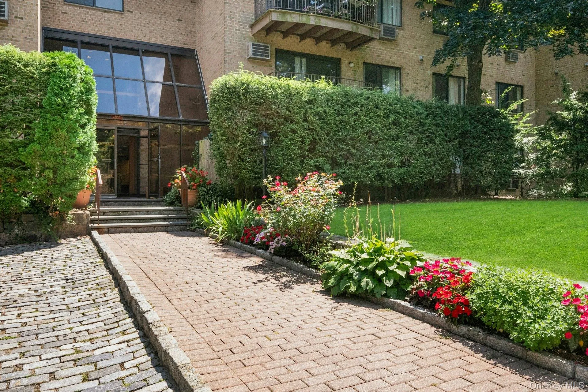 500 Central Park Avenue, Greenburgh, NY, 2 Bedrooms Bedrooms, 6 Rooms Rooms,2 BathroomsBathrooms,Residential Lease,For Rent,Central Park,0,1035575 500 Central Park Avenue, Greenburgh, NY, 2 Bedrooms Bedrooms, 6 Rooms Rooms,2 BathroomsBathrooms,Residential Lease,For Rent,Central Park,0,1035575