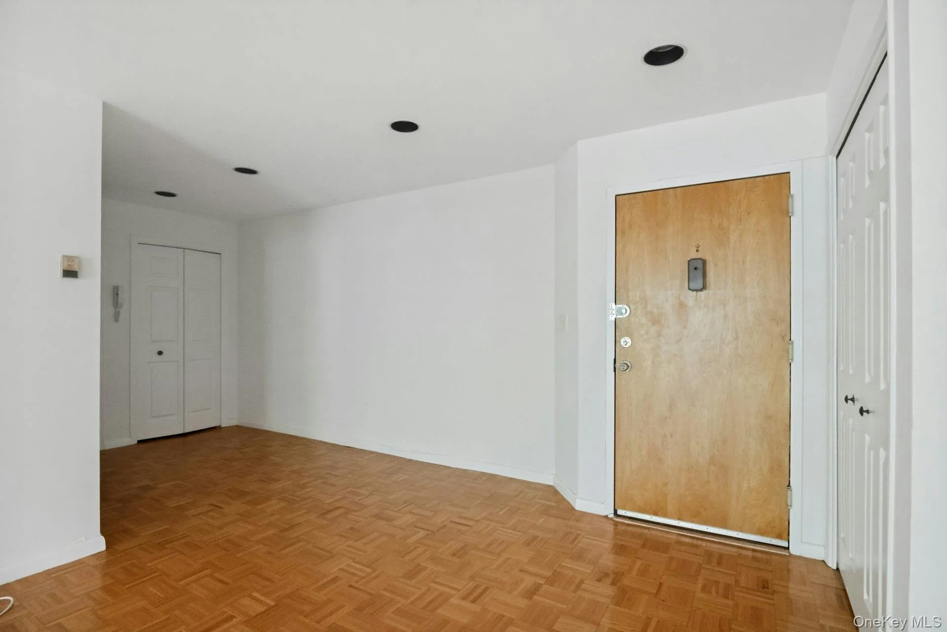 500 Central Park Avenue, Greenburgh, NY, 2 Bedrooms Bedrooms, 6 Rooms Rooms,2 BathroomsBathrooms,Residential Lease,For Rent,Central Park,0,1035575 500 Central Park Avenue, Greenburgh, NY, 2 Bedrooms Bedrooms, 6 Rooms Rooms,2 BathroomsBathrooms,Residential Lease,For Rent,Central Park,0,1035575