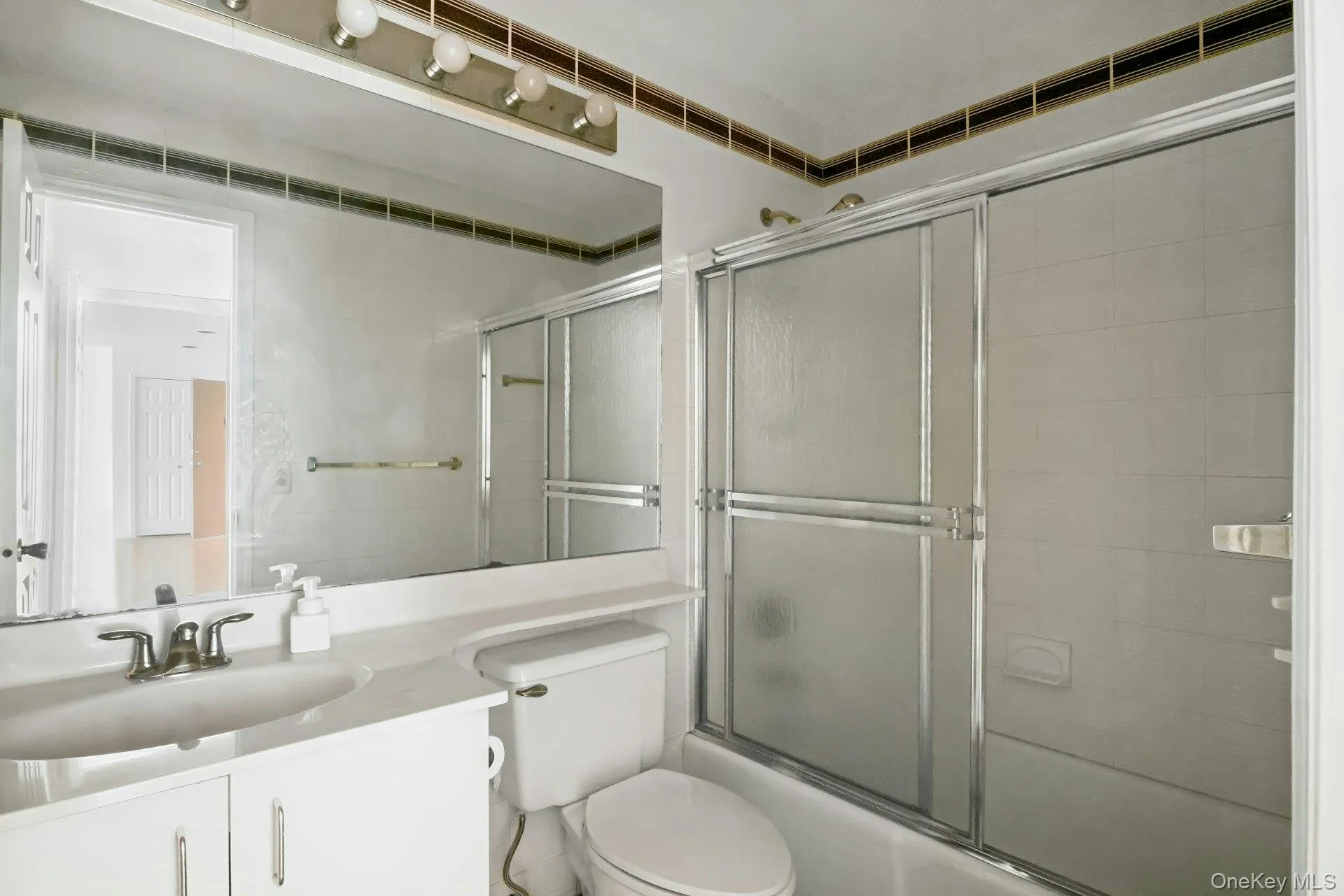 500 Central Park Avenue, Greenburgh, NY, 2 Bedrooms Bedrooms, 6 Rooms Rooms,2 BathroomsBathrooms,Residential Lease,For Rent,Central Park,0,1035575 500 Central Park Avenue, Greenburgh, NY, 2 Bedrooms Bedrooms, 6 Rooms Rooms,2 BathroomsBathrooms,Residential Lease,For Rent,Central Park,0,1035575