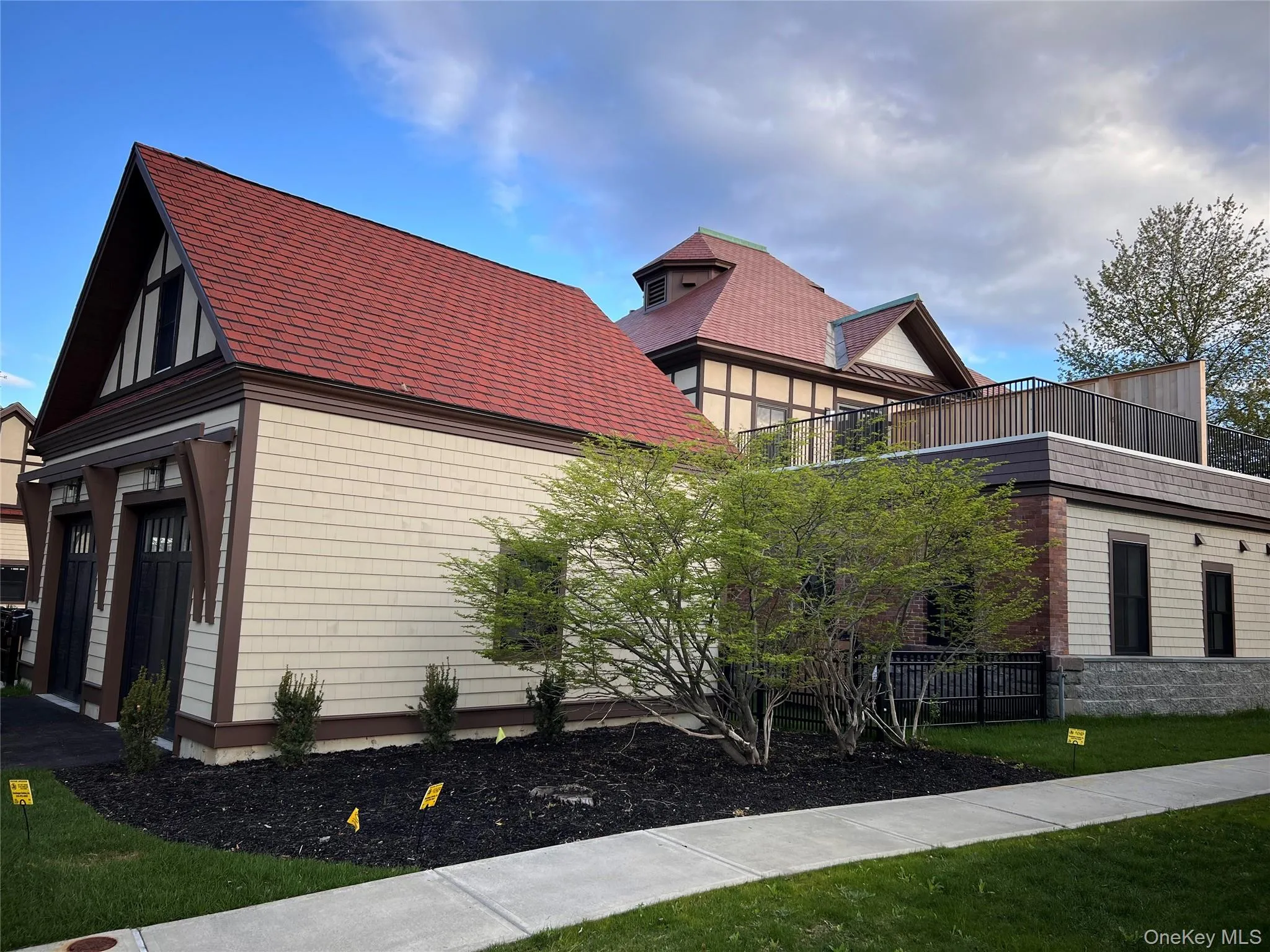 122 Regent Street, Saratoga Springs, NY, 3 Bedrooms Bedrooms, 7 Rooms Rooms,2 BathroomsBathrooms,Residential,For Rent,Regent,0,1035579 122 Regent Street, Saratoga Springs, NY, 3 Bedrooms Bedrooms, 7 Rooms Rooms,2 BathroomsBathrooms,Residential,For Rent,Regent,0,1035579