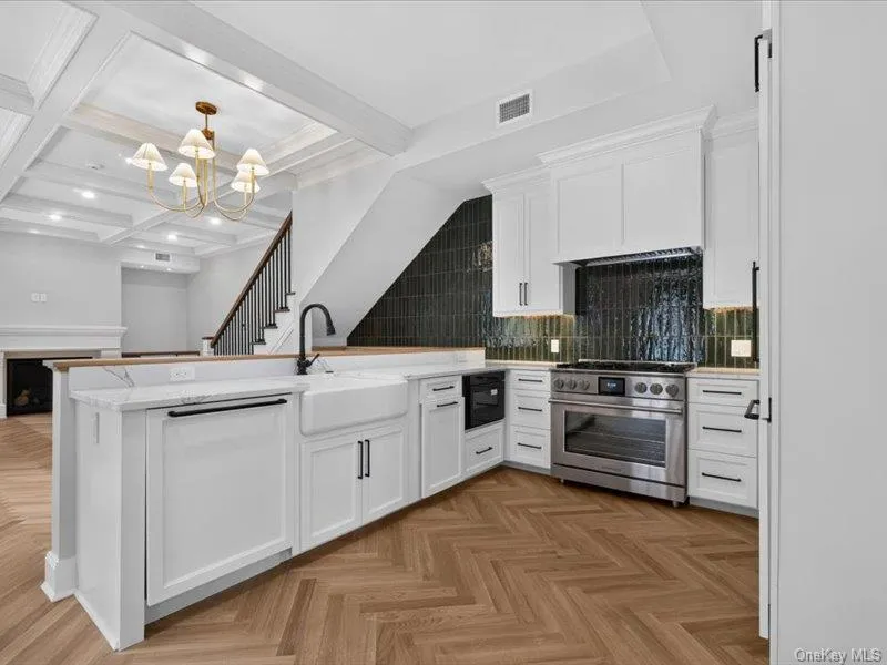 122 Regent Street, Saratoga Springs, NY, 3 Bedrooms Bedrooms, 7 Rooms Rooms,2 BathroomsBathrooms,Residential,For Rent,Regent,0,1035579 122 Regent Street, Saratoga Springs, NY, 3 Bedrooms Bedrooms, 7 Rooms Rooms,2 BathroomsBathrooms,Residential,For Rent,Regent,0,1035579