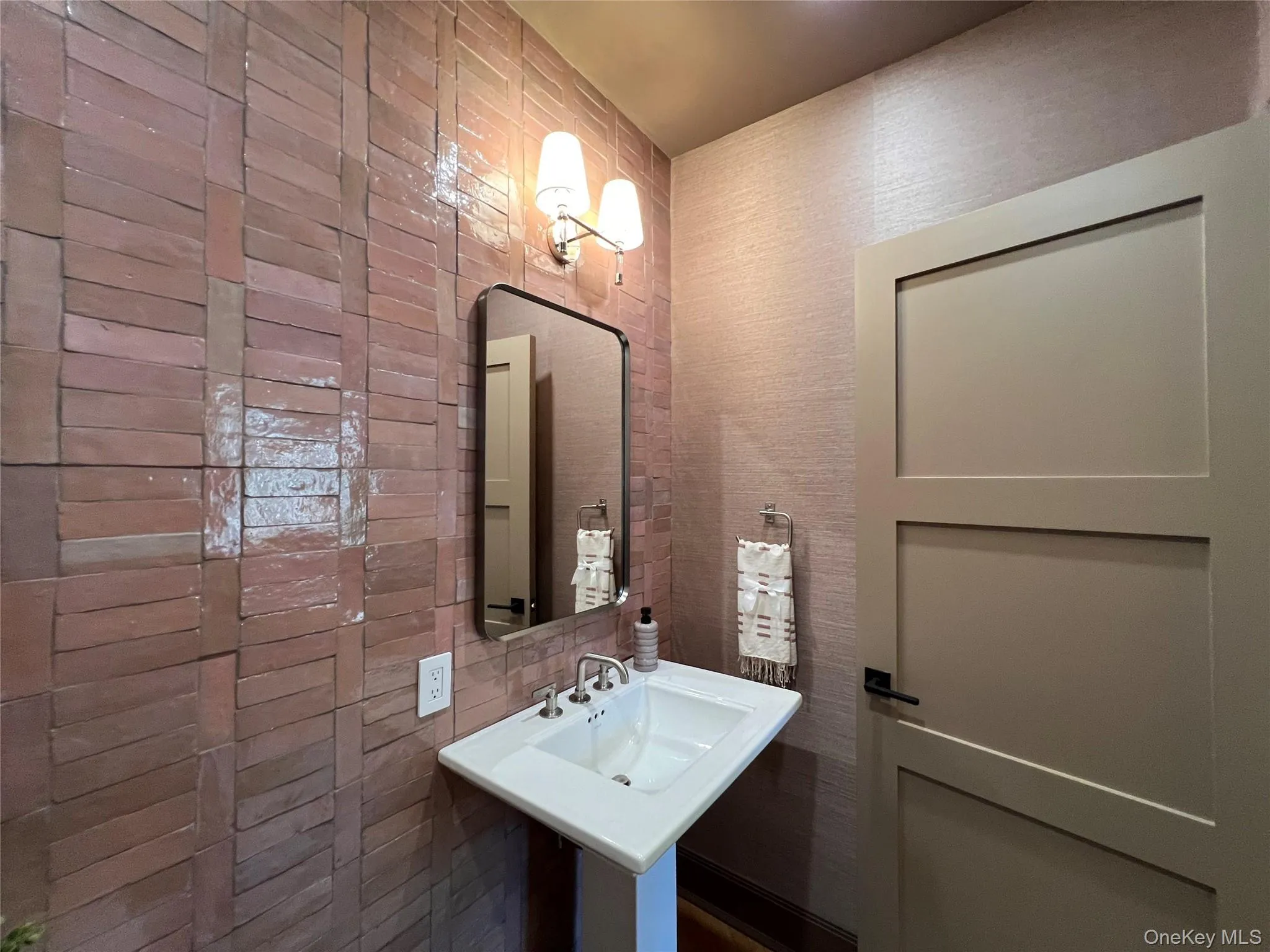 122 Regent Street, Saratoga Springs, NY, 3 Bedrooms Bedrooms, 7 Rooms Rooms,2 BathroomsBathrooms,Residential,For Rent,Regent,0,1035579 122 Regent Street, Saratoga Springs, NY, 3 Bedrooms Bedrooms, 7 Rooms Rooms,2 BathroomsBathrooms,Residential,For Rent,Regent,0,1035579