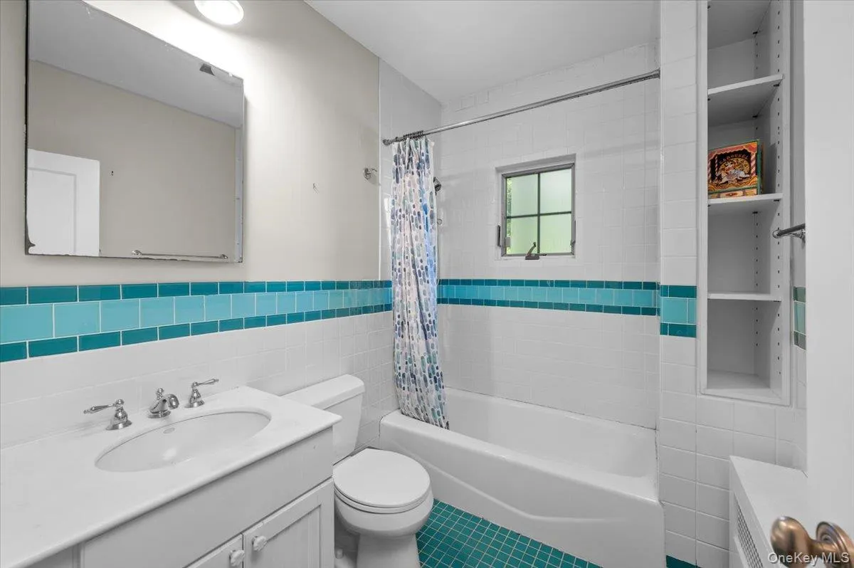 2727 Netherland Avenue, New York, NY, 4 Bedrooms Bedrooms, 7 Rooms Rooms,3 BathroomsBathrooms,Residential,For Rent,Netherland,0,1035581 2727 Netherland Avenue, New York, NY, 4 Bedrooms Bedrooms, 7 Rooms Rooms,3 BathroomsBathrooms,Residential,For Rent,Netherland,0,1035581