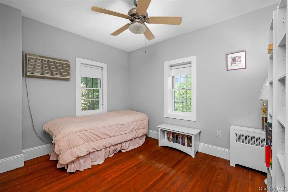 2727 Netherland Avenue, New York, NY, 4 Bedrooms Bedrooms, 7 Rooms Rooms,3 BathroomsBathrooms,Residential,For Rent,Netherland,0,1035581 2727 Netherland Avenue, New York, NY, 4 Bedrooms Bedrooms, 7 Rooms Rooms,3 BathroomsBathrooms,Residential,For Rent,Netherland,0,1035581